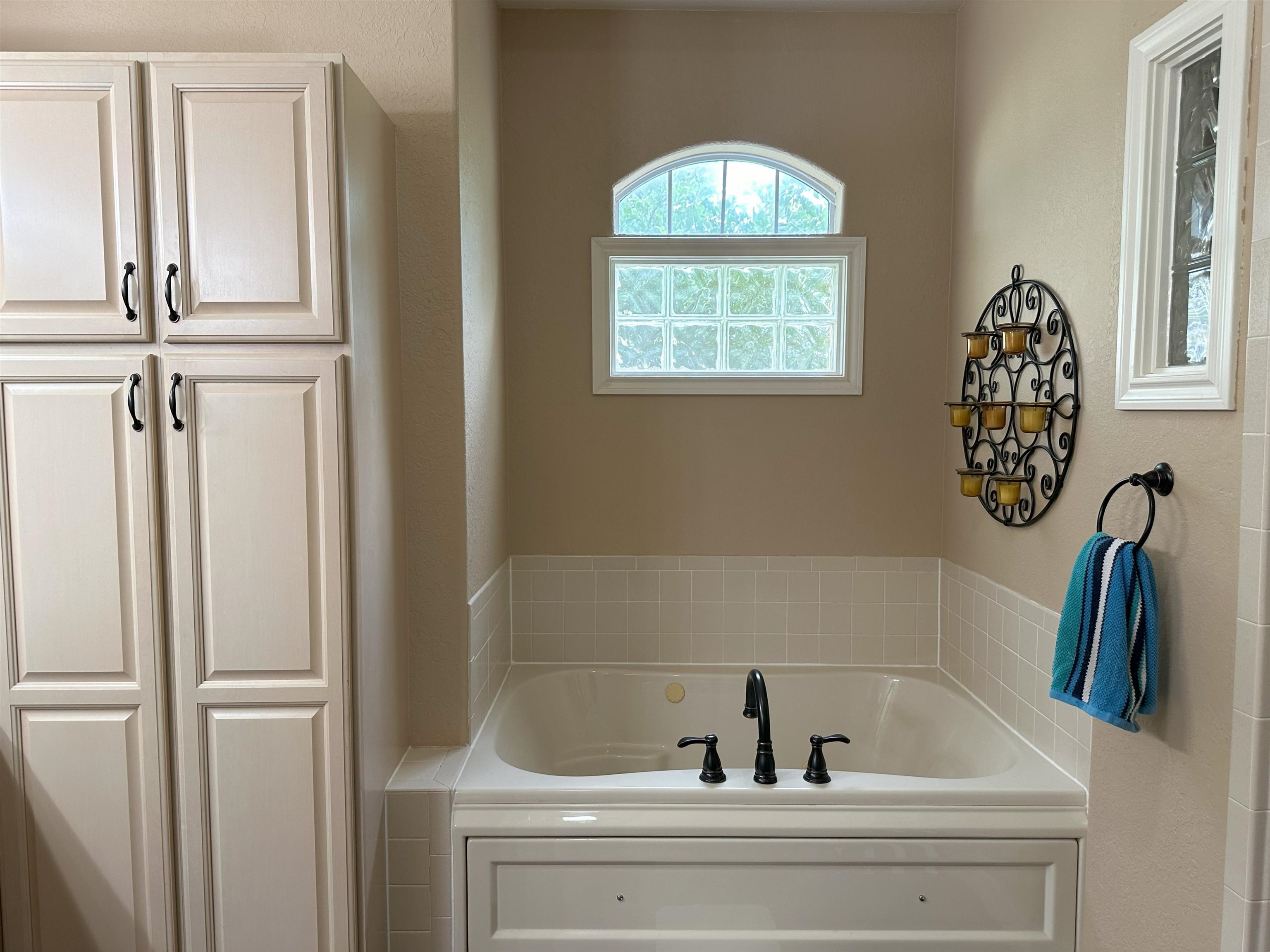 Image 29 of 39 For 100 Timber Rock