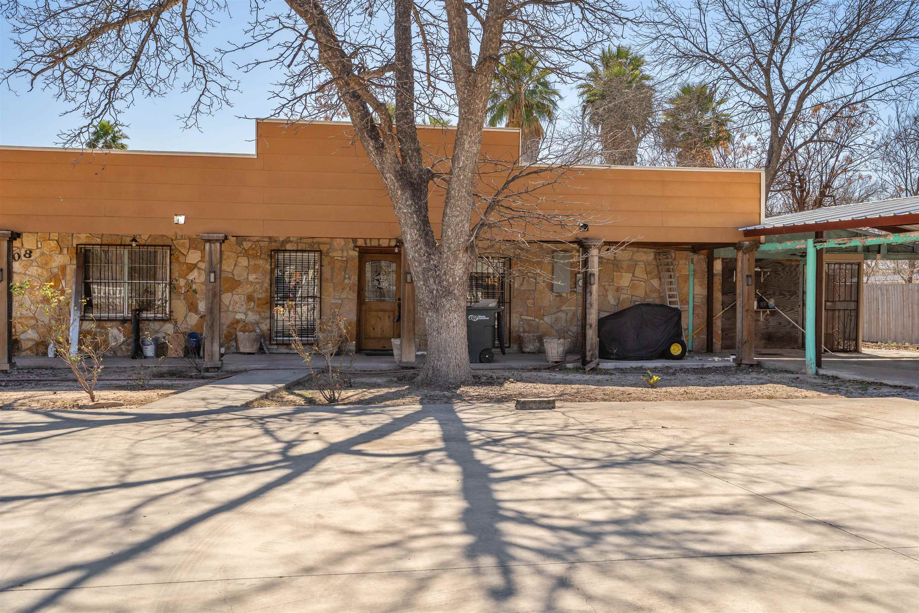 Details for 908 2nd W , Del Rio, TX 78840