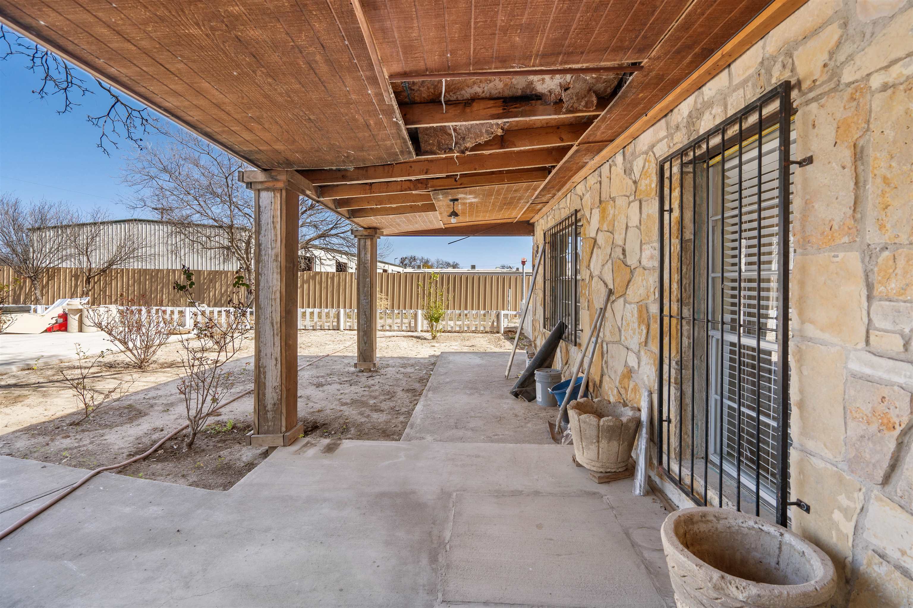 Image 36 of 42 For 908 2nd W 
