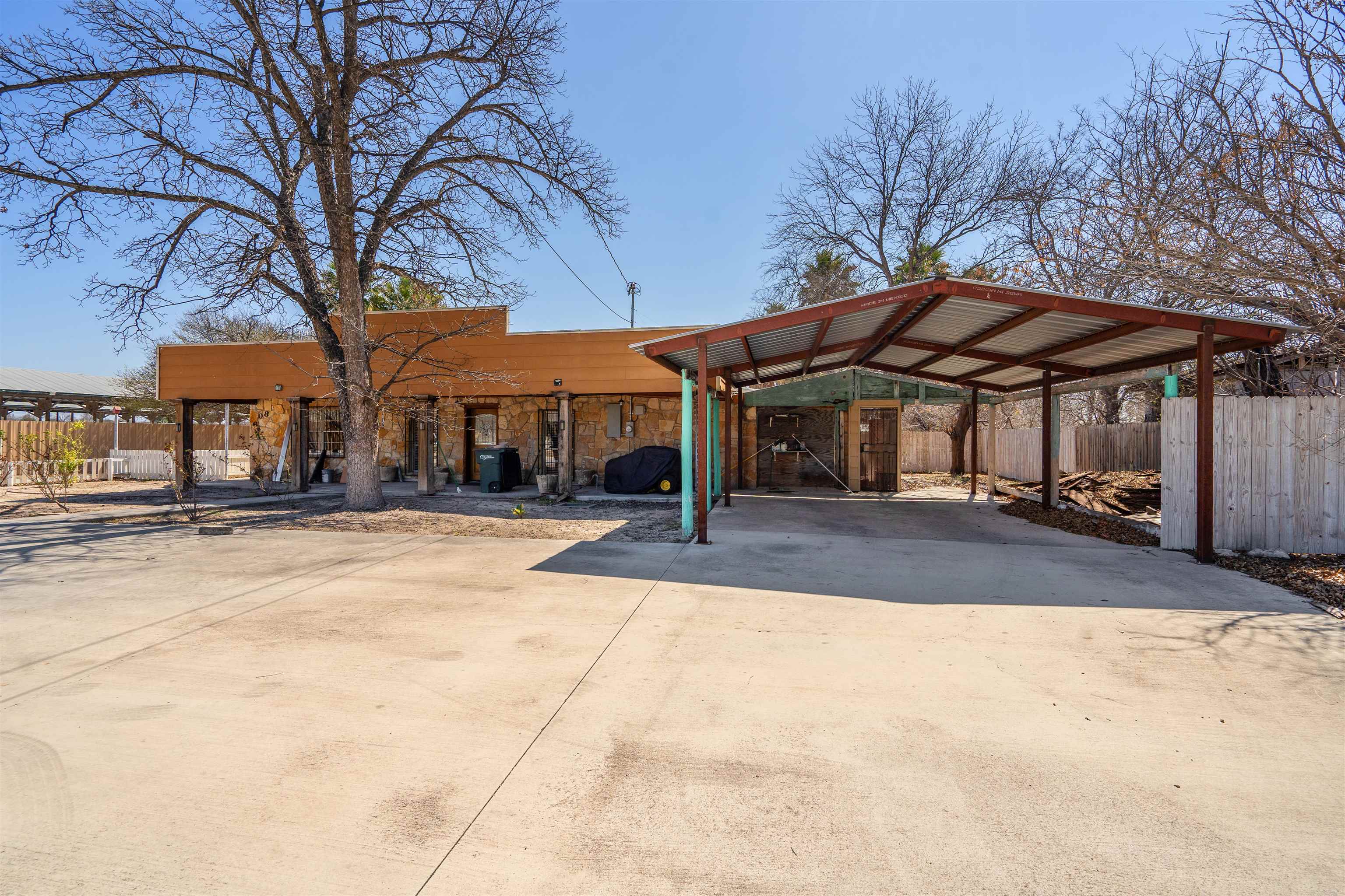 Image 37 of 42 For 908 2nd W 
