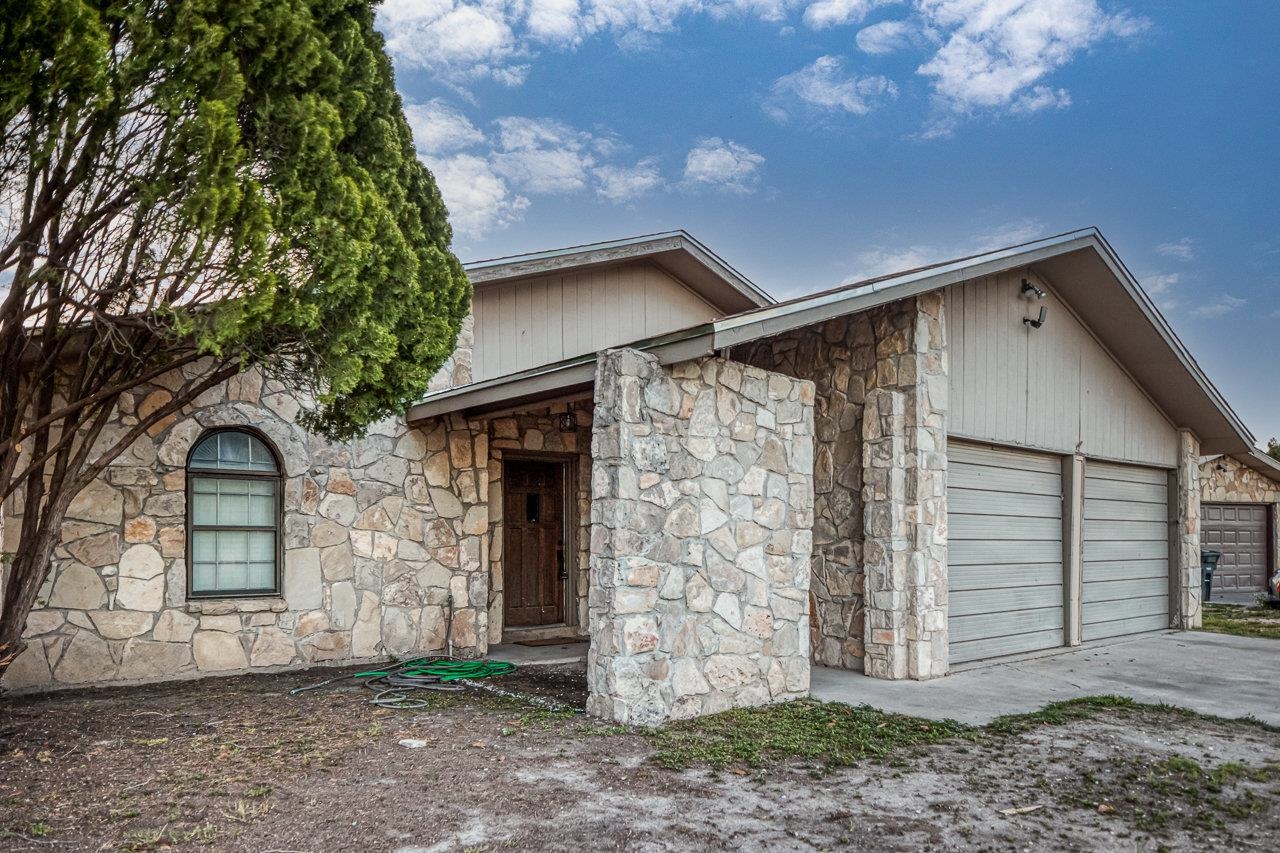 Image 3 of 17 For 117 Philemon