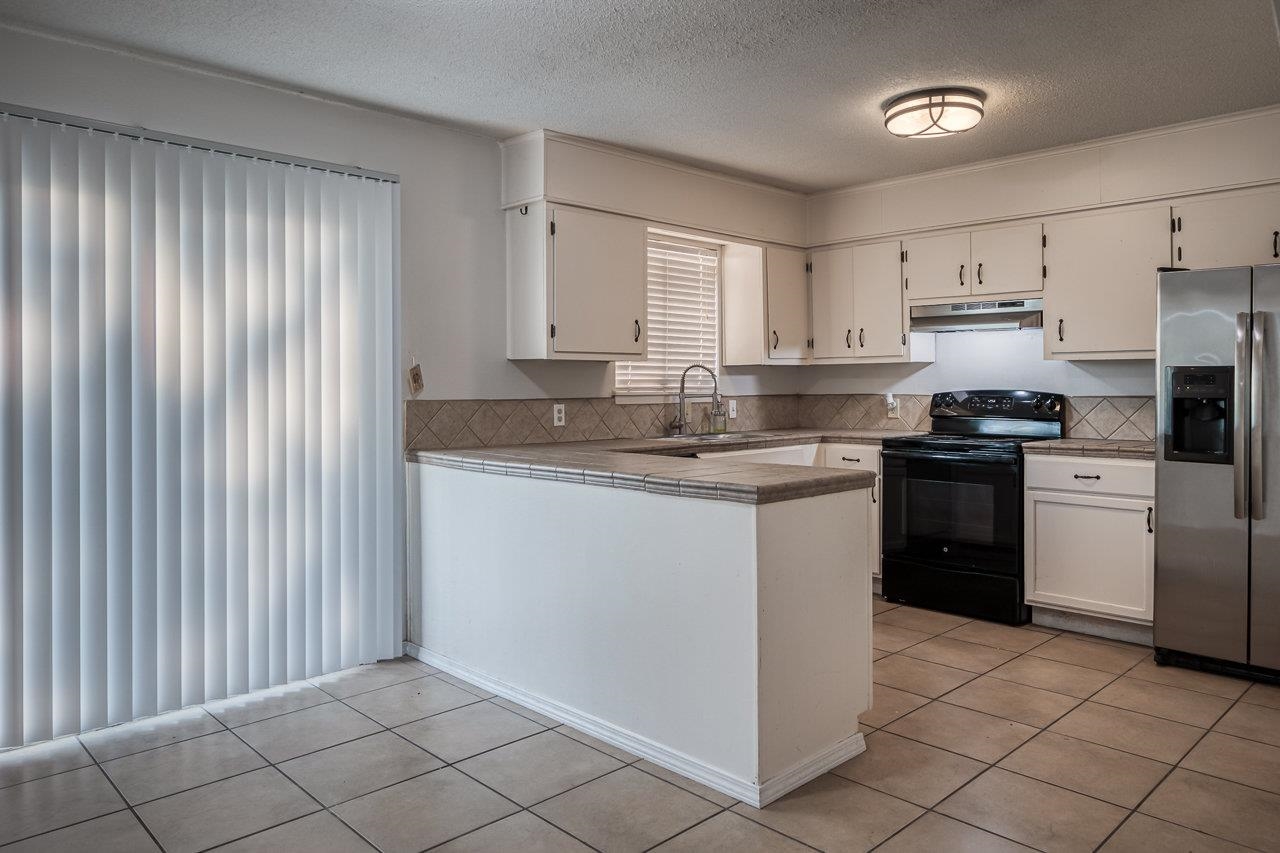 Image 8 of 17 For 117 Philemon