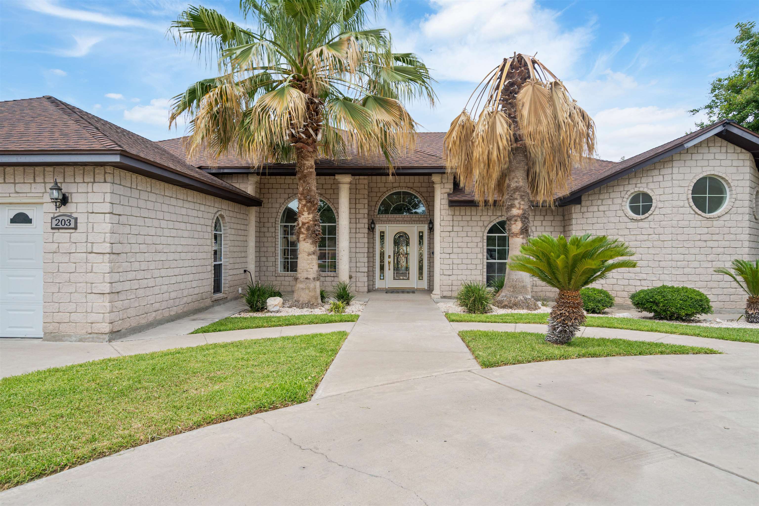 Details for 203 Running Bear, Del Rio, TX 78840