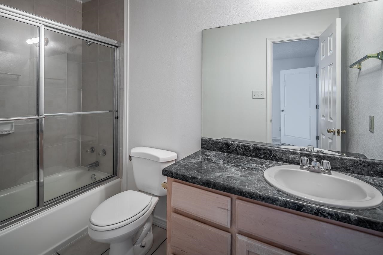 Image 11 of 12 For 854 Lago Vista