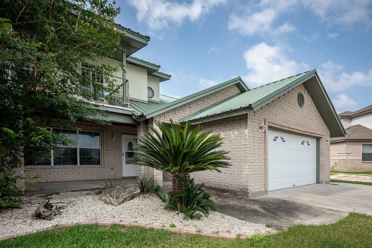 Image 2 of 12 For 854 Lago Vista