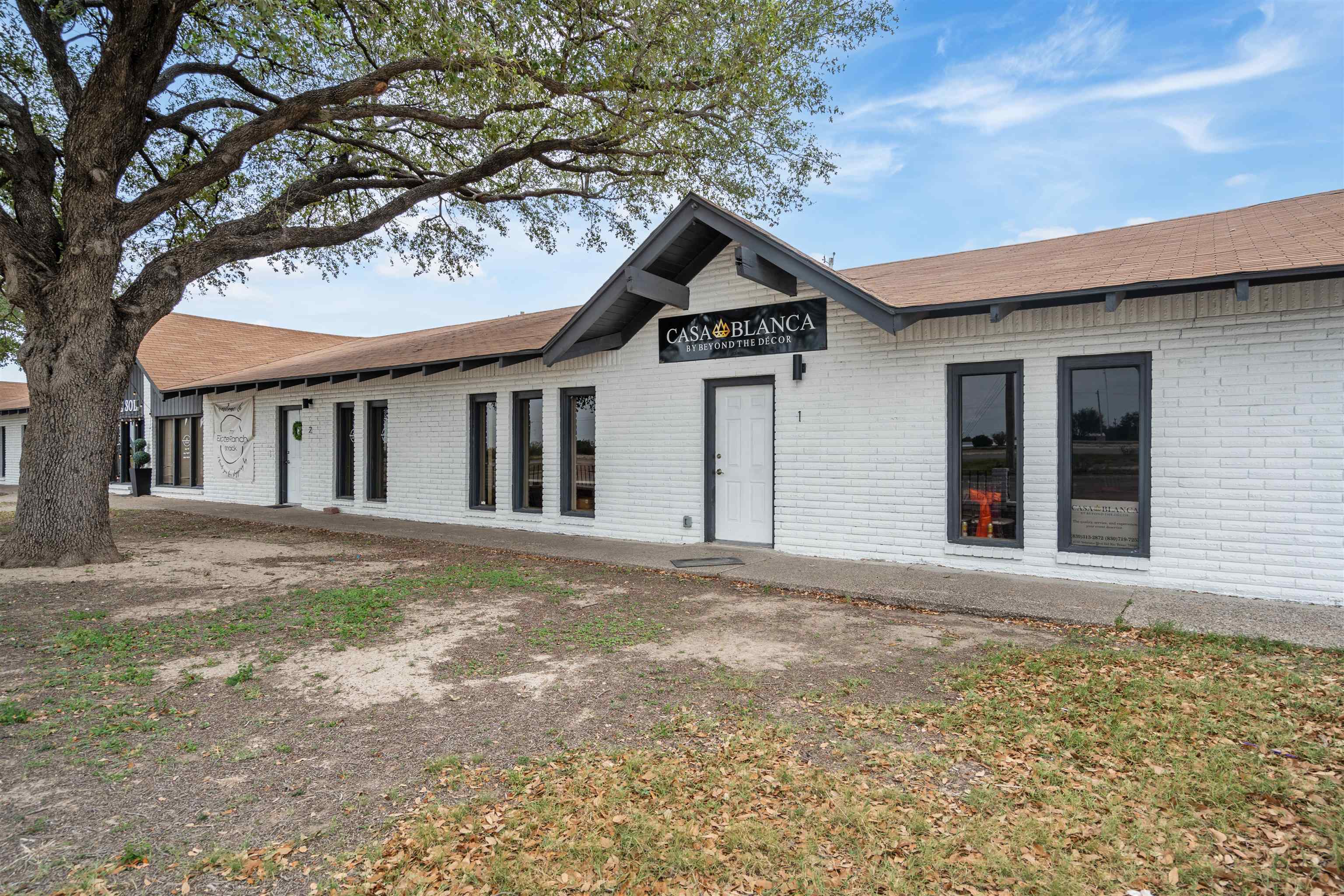 Image 11 of 47 For 4730 Veterans Blvd