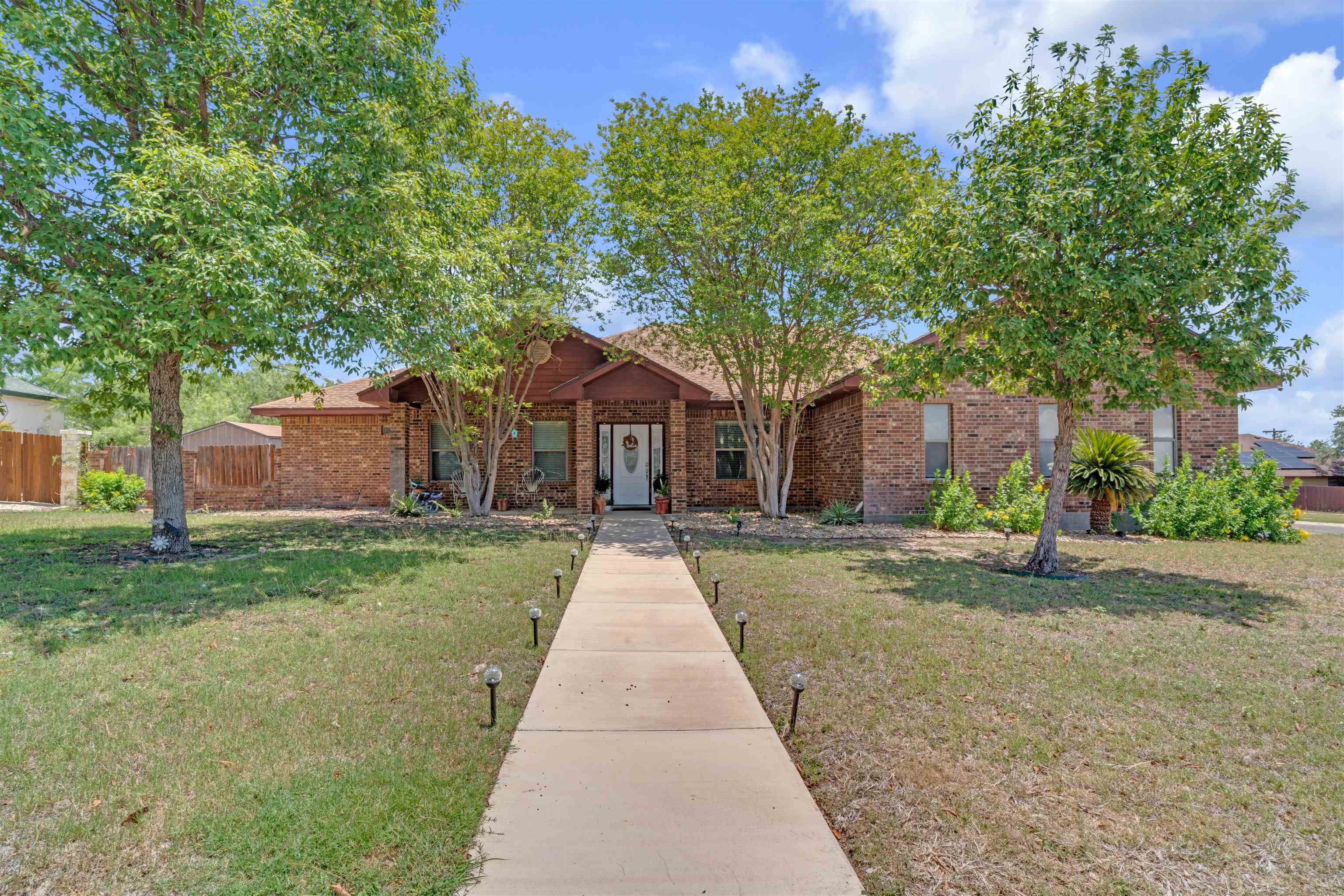 Details for 230 Saddle Blanket, Del Rio, TX 78840