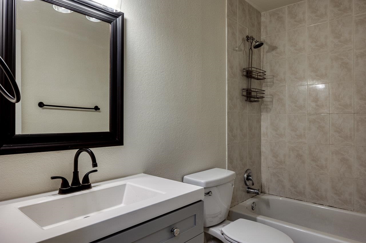 Image 12 of 17 For 109 Burwood  