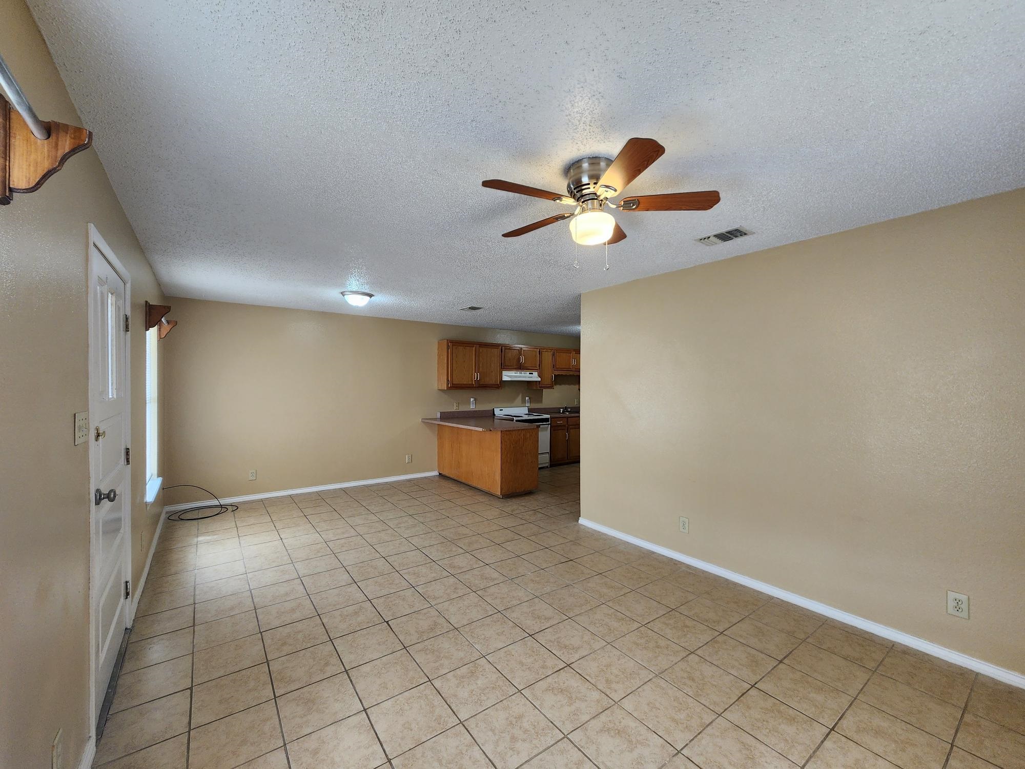Image 3 of 4 For 406 Avenue M
