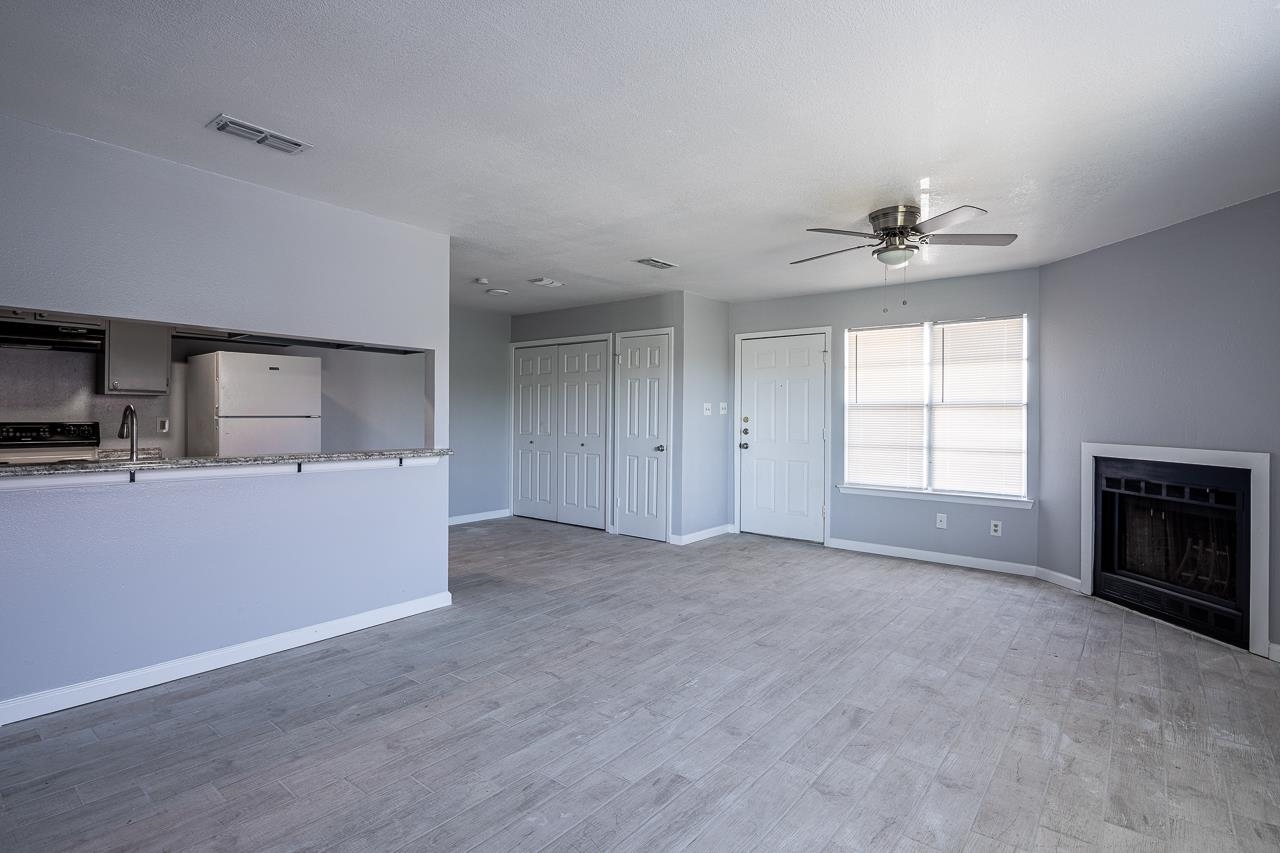 Image 3 of 10 For 107 Shannon Unit C