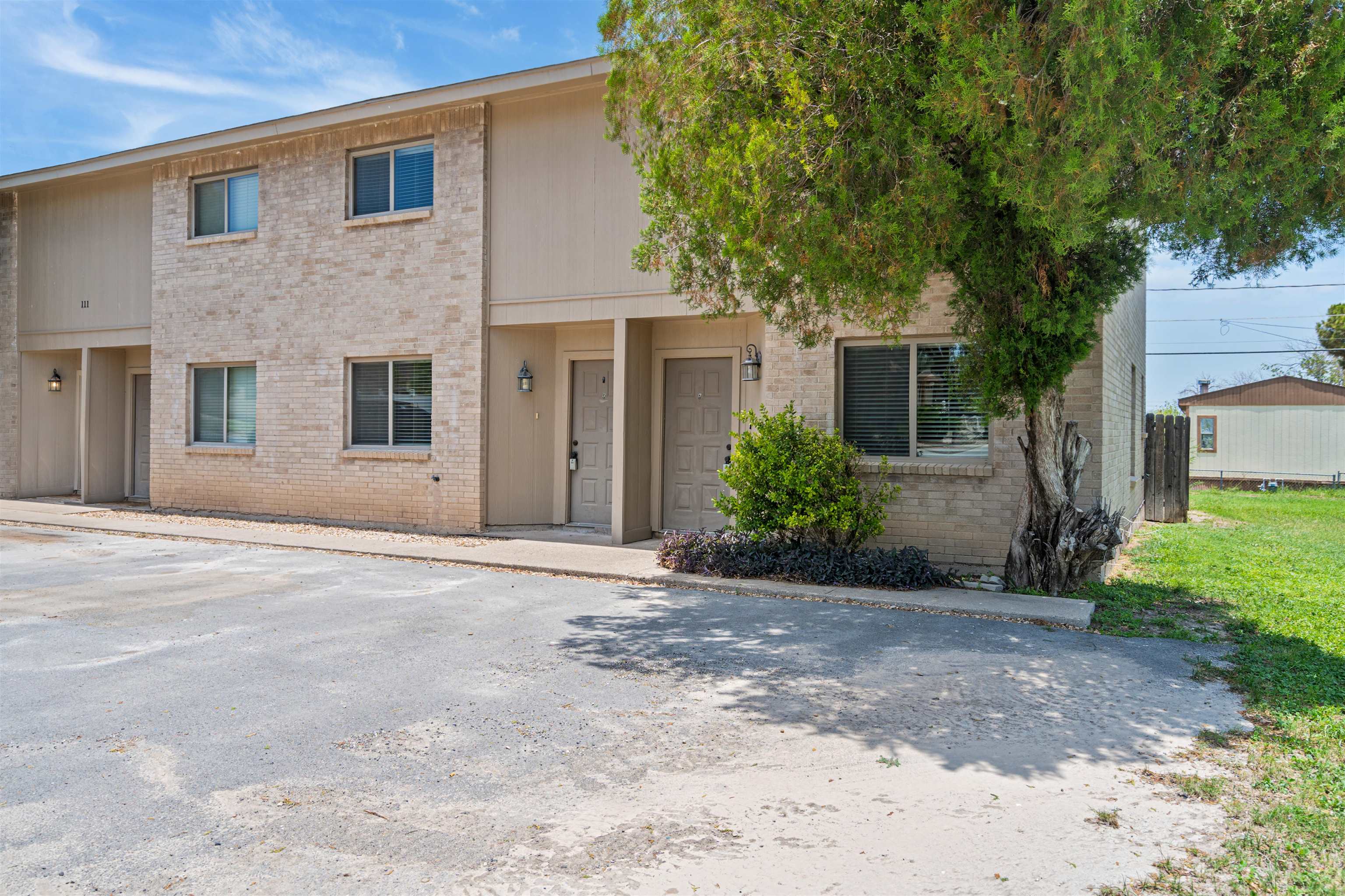 Image 2 of 27 For 111 A Rhonda Drive