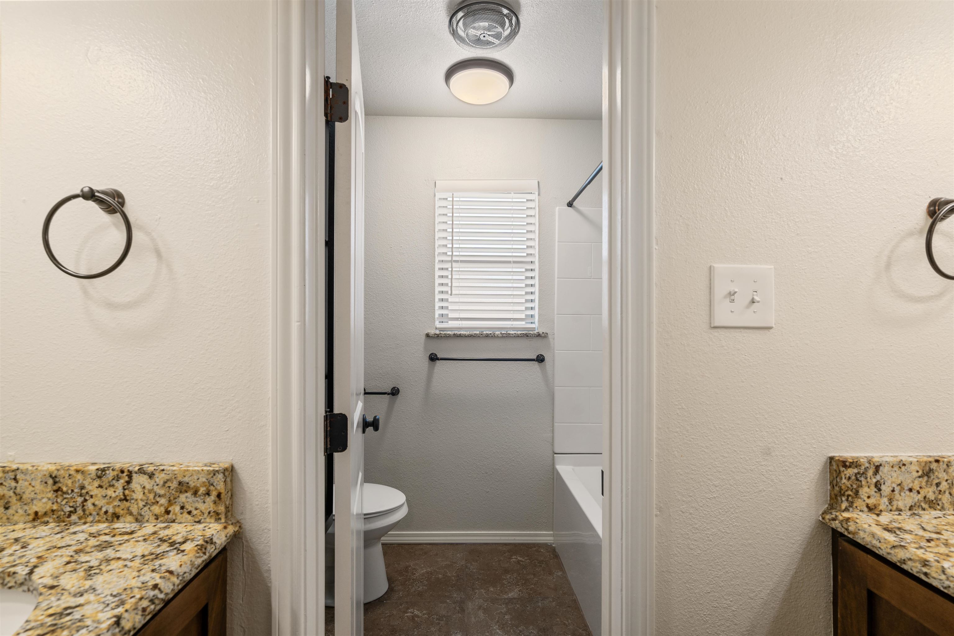 Image 21 of 27 For 111 A Rhonda Drive