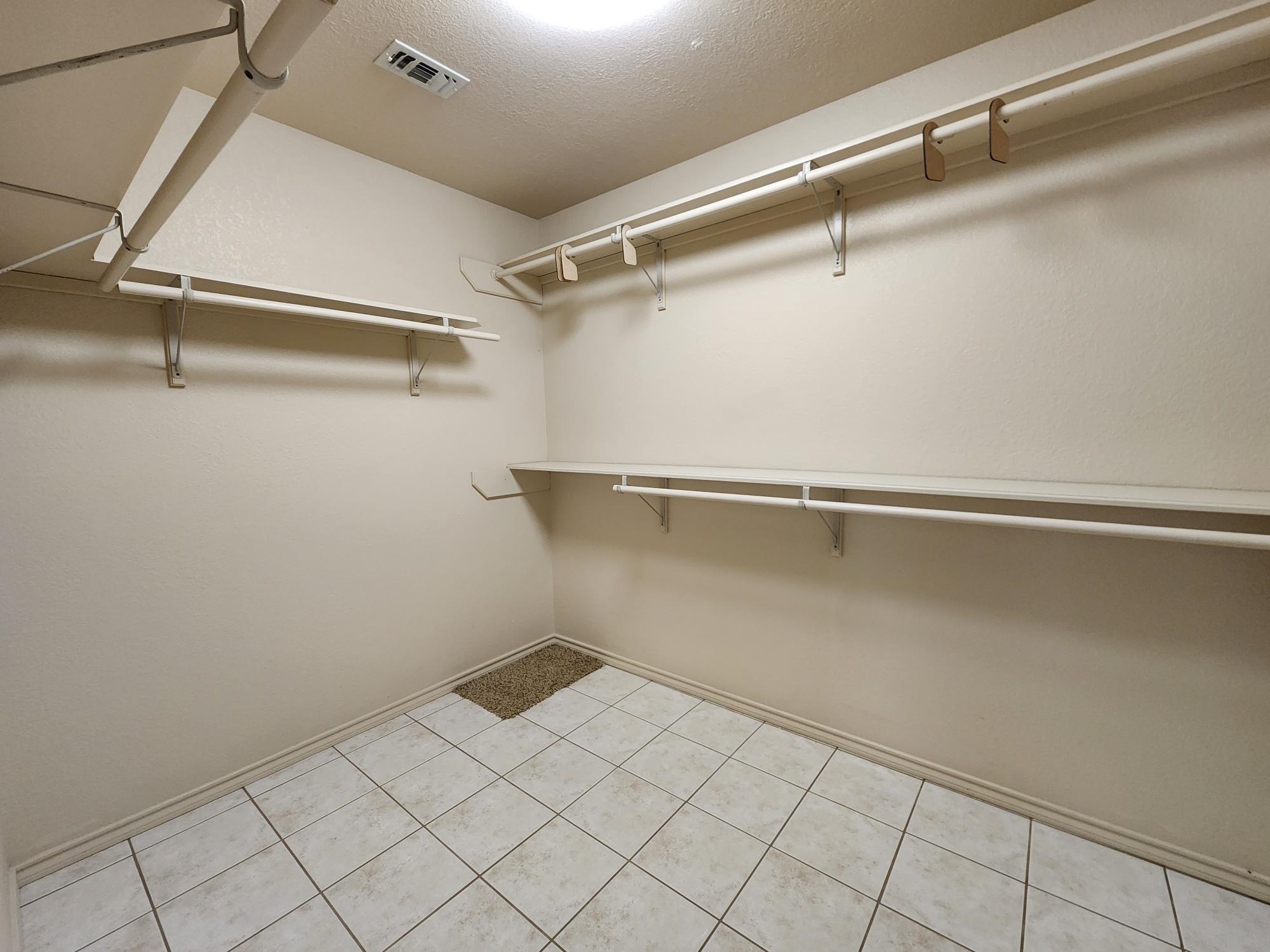 Image 10 of 12 For 772 Lago Vista
