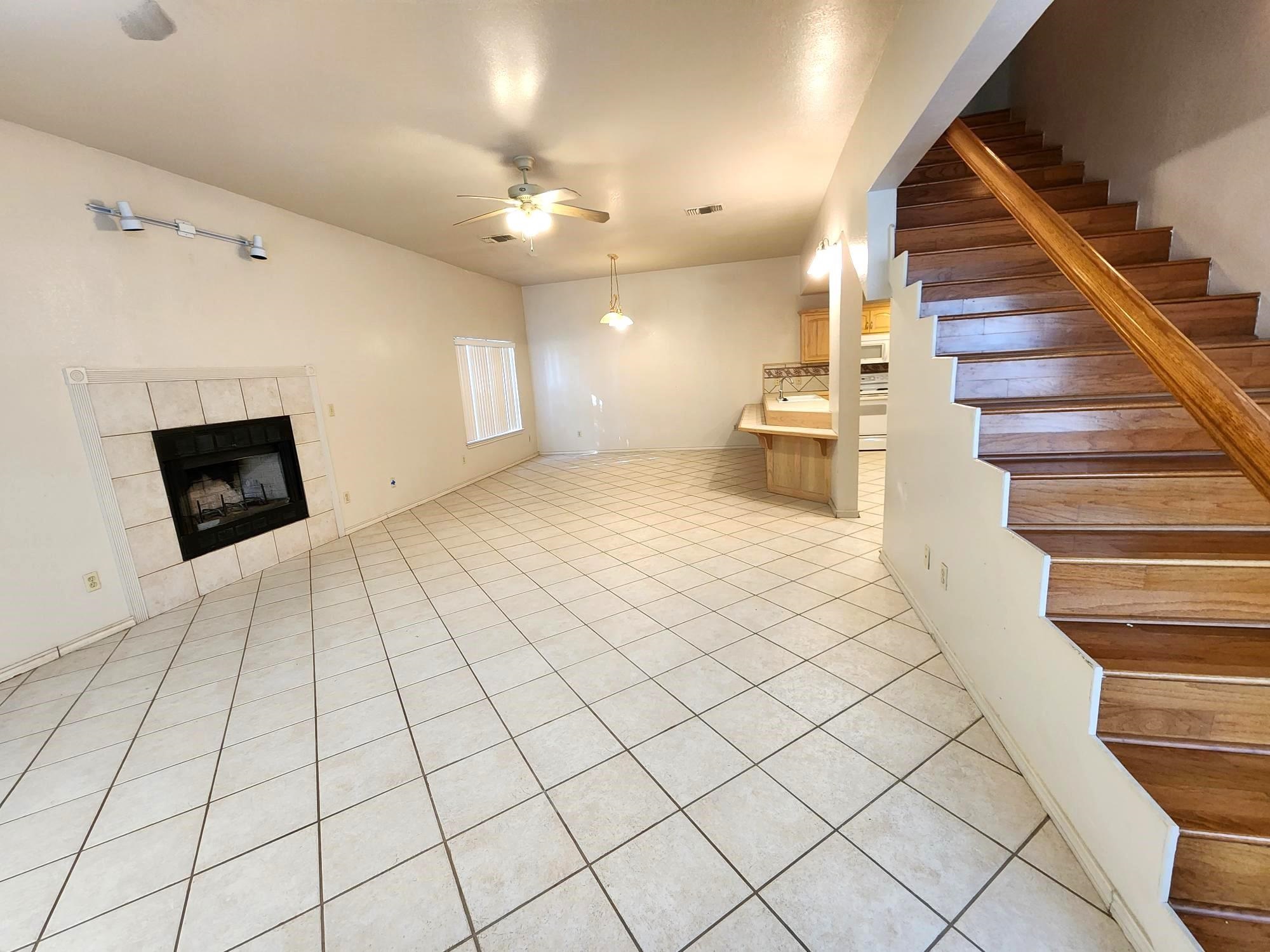 Image 5 of 12 For 772 Lago Vista