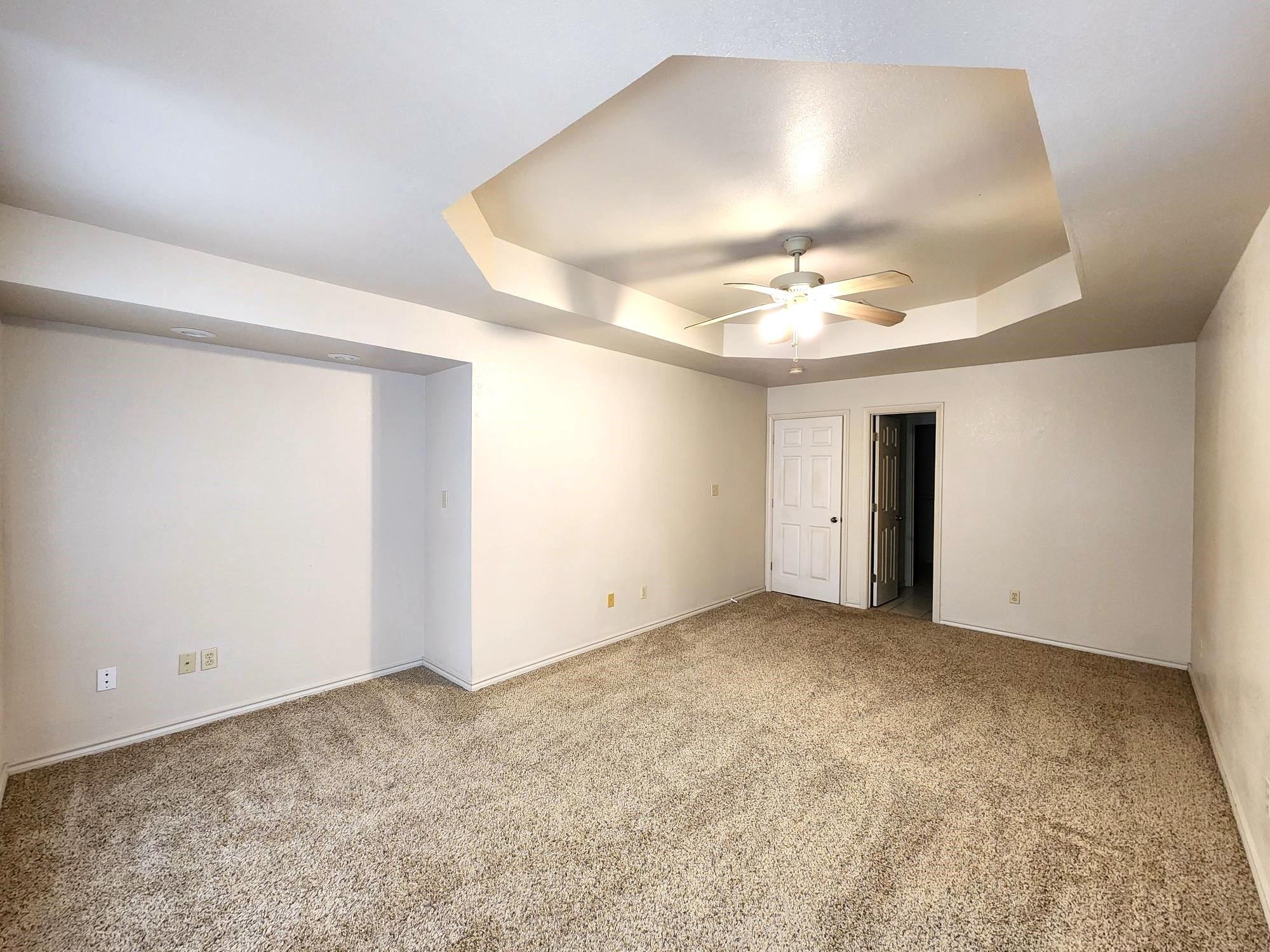 Image 9 of 12 For 772 Lago Vista