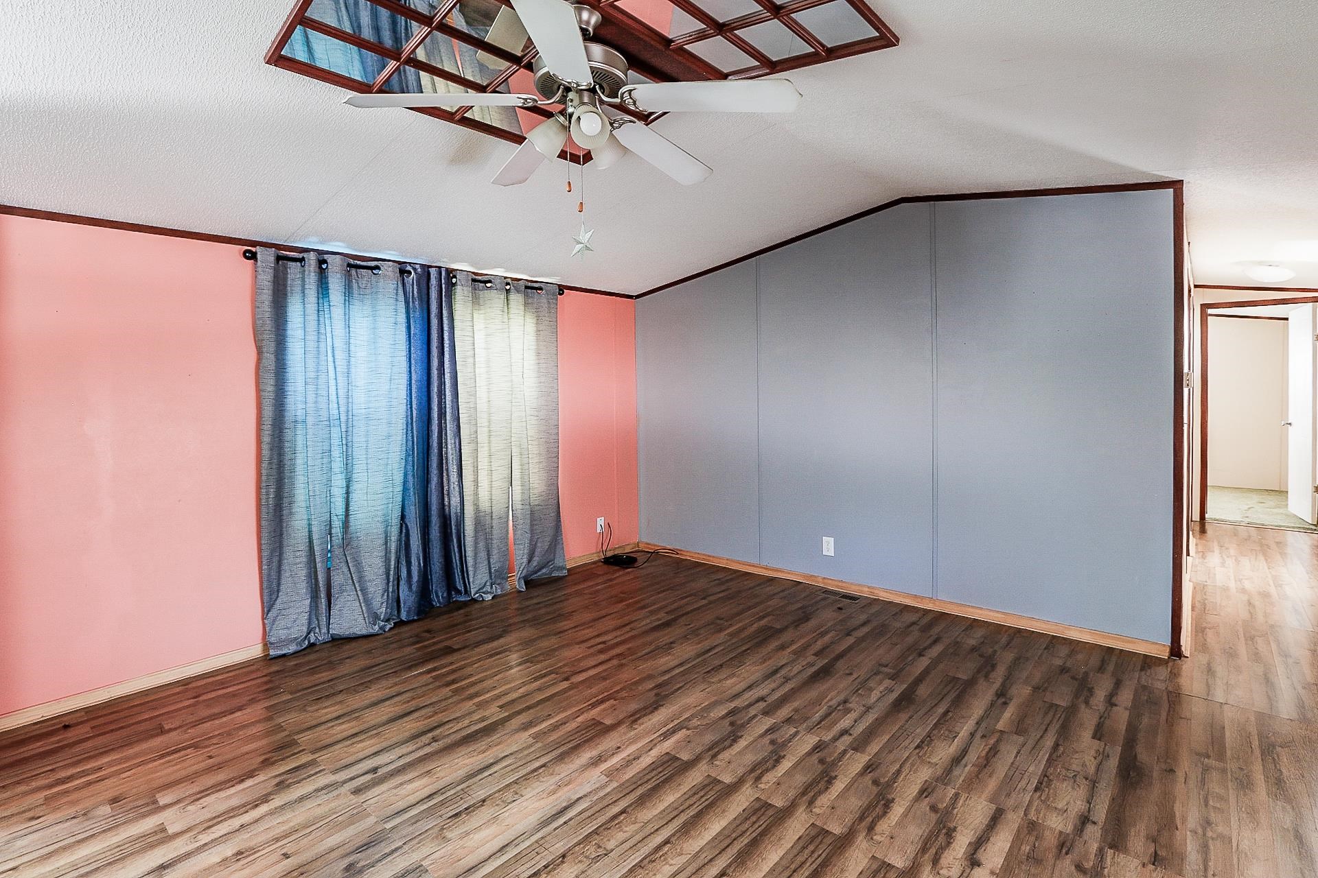 Image 4 of 13 For 218 Eagle Way