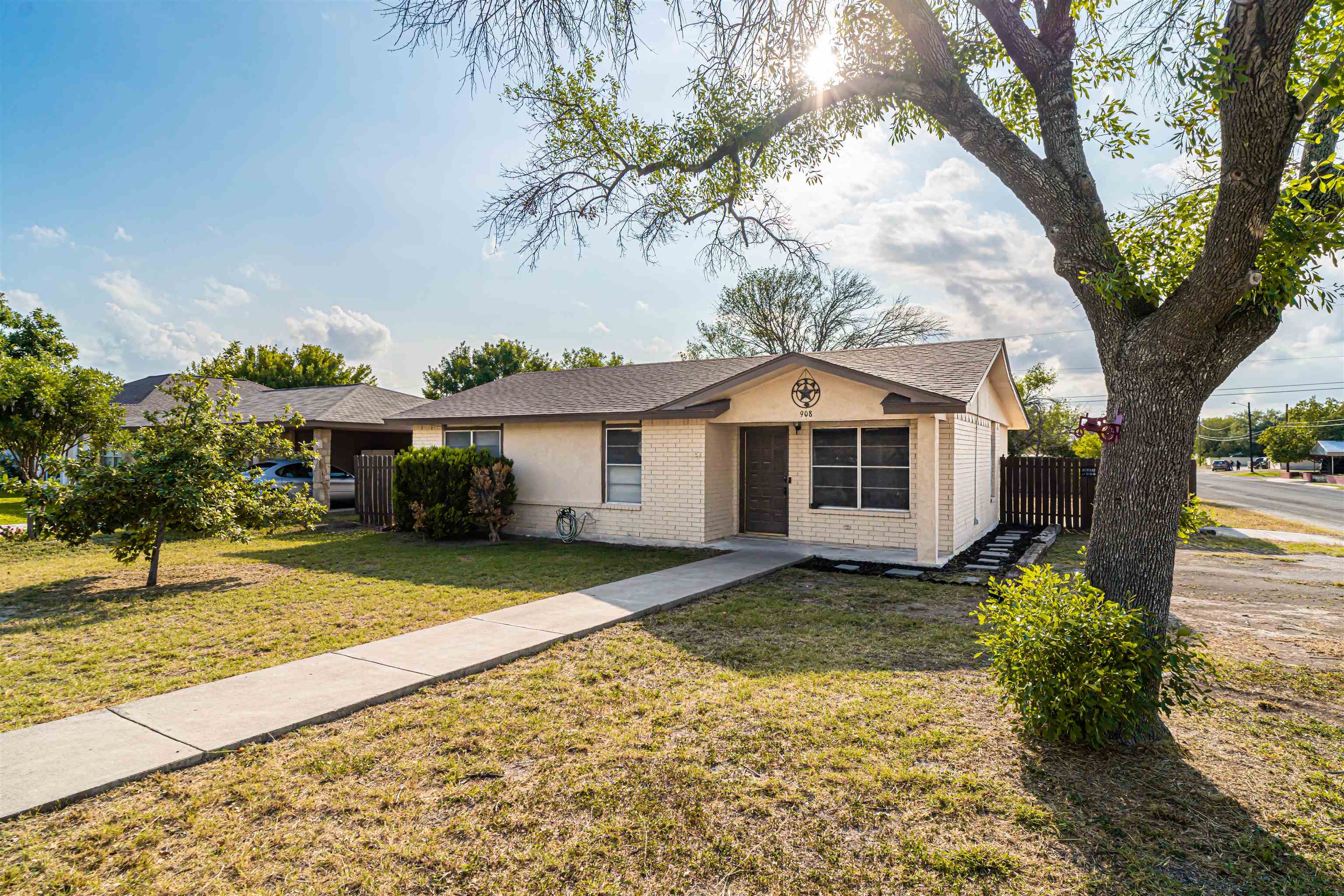 Details for 908 Avenue Q, Del Rio, TX 78840