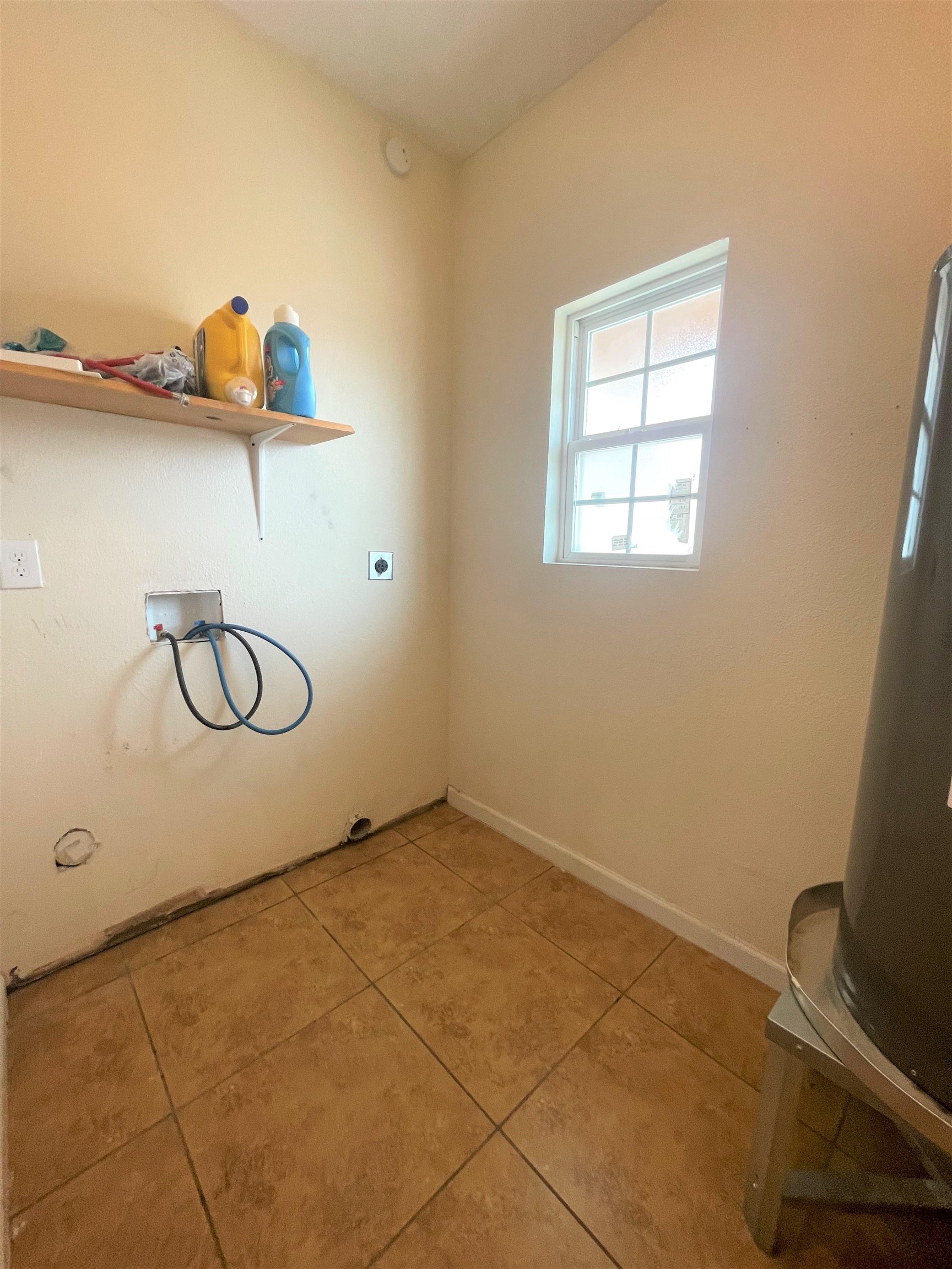 Image 6 of 11 For 1014 Tesoro  