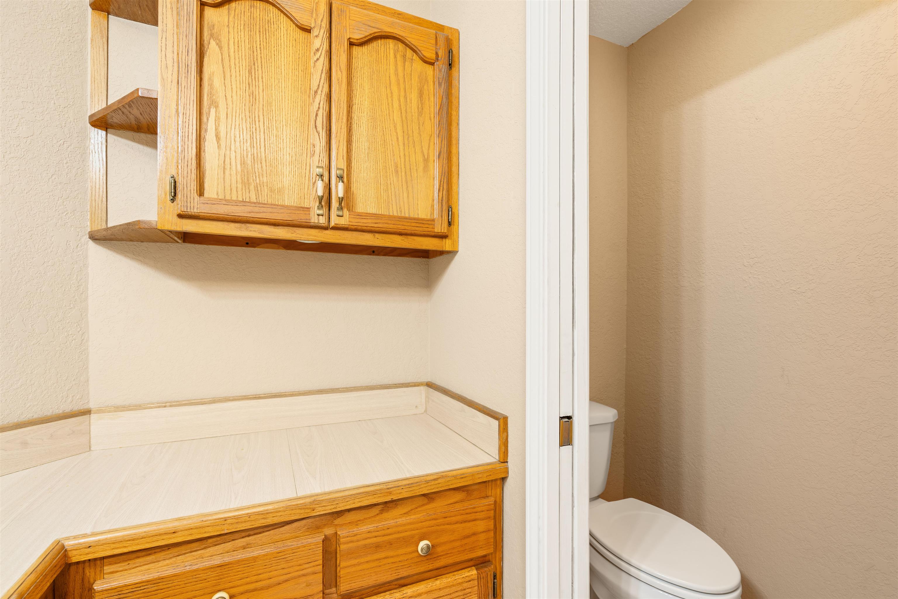 Image 28 of 48 For 1072 Packsaddle Circle