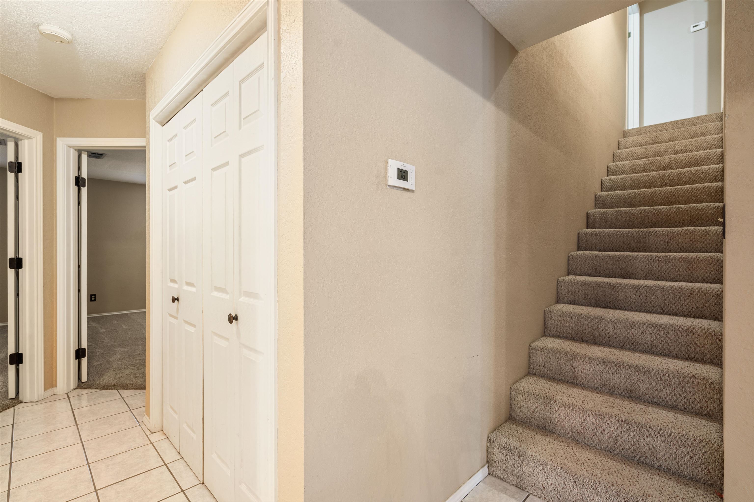 Image 30 of 48 For 1072 Packsaddle Circle