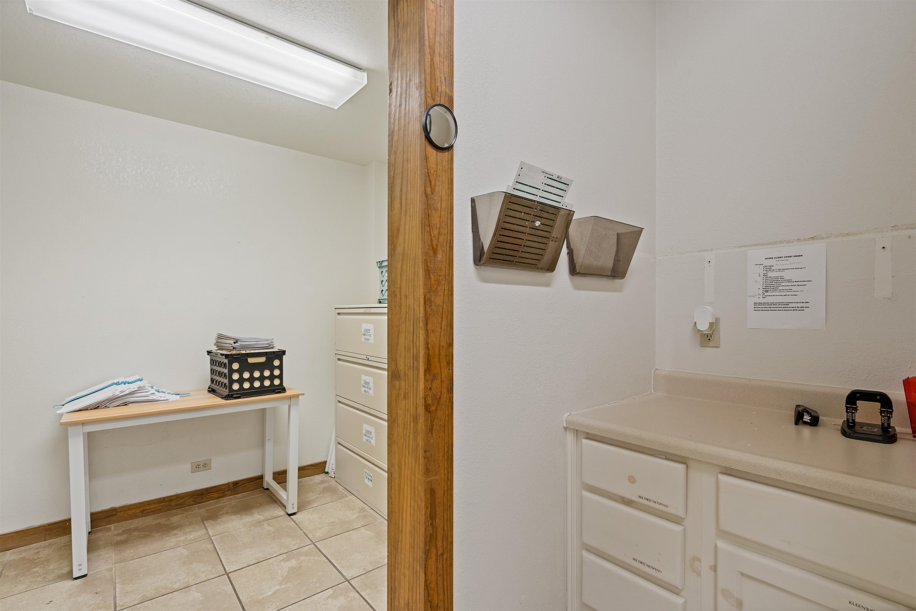 Image 31 of 42 For 714 Bedell N