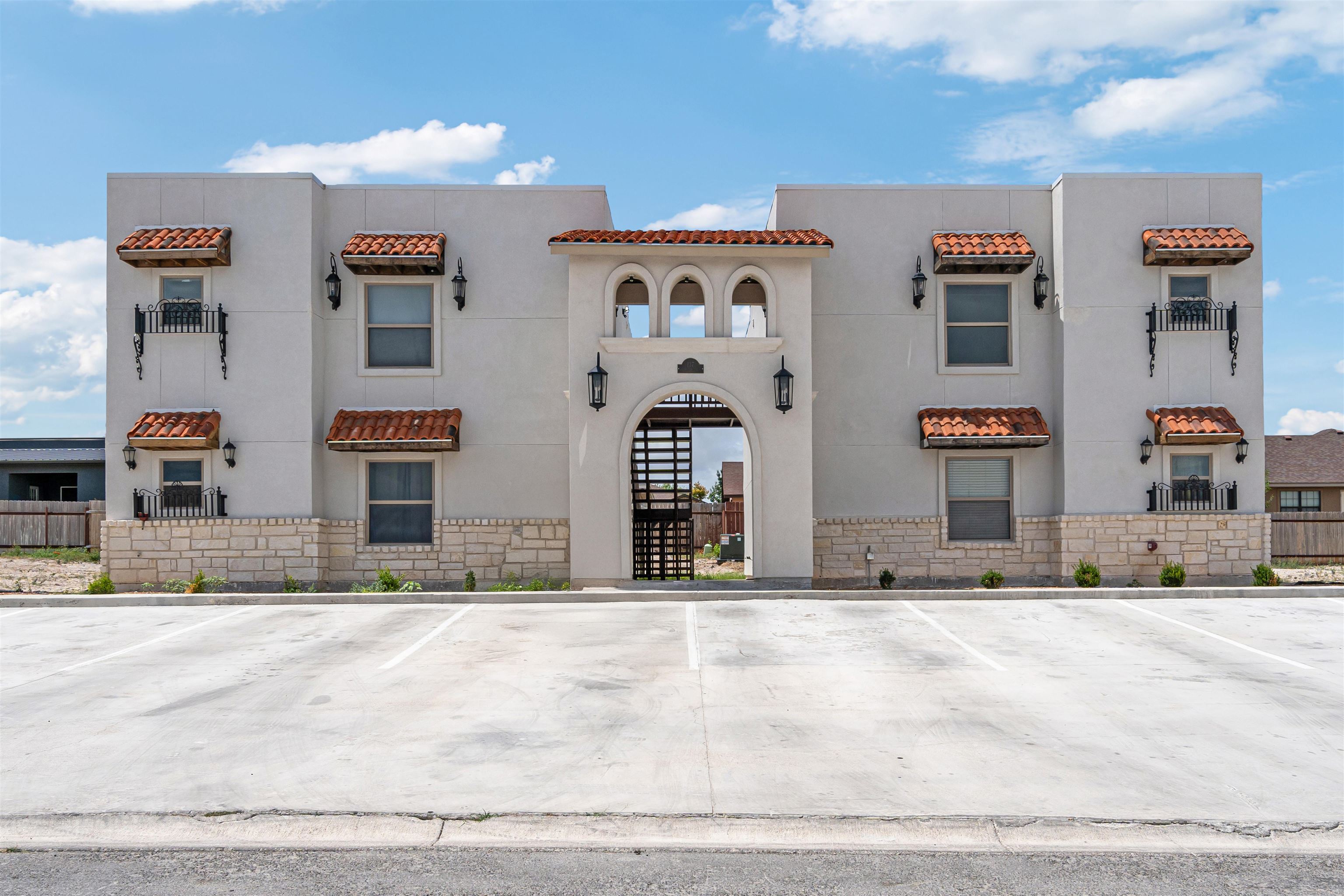 Image 2 of 11 For 117 Rio Seco