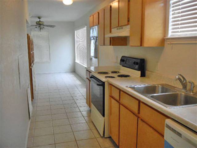 Image 4 of 8 For 622 Lisa