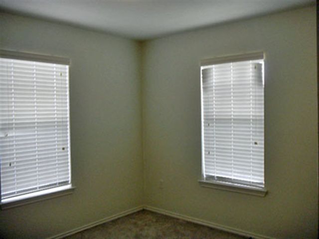 Image 7 of 8 For 622 Lisa