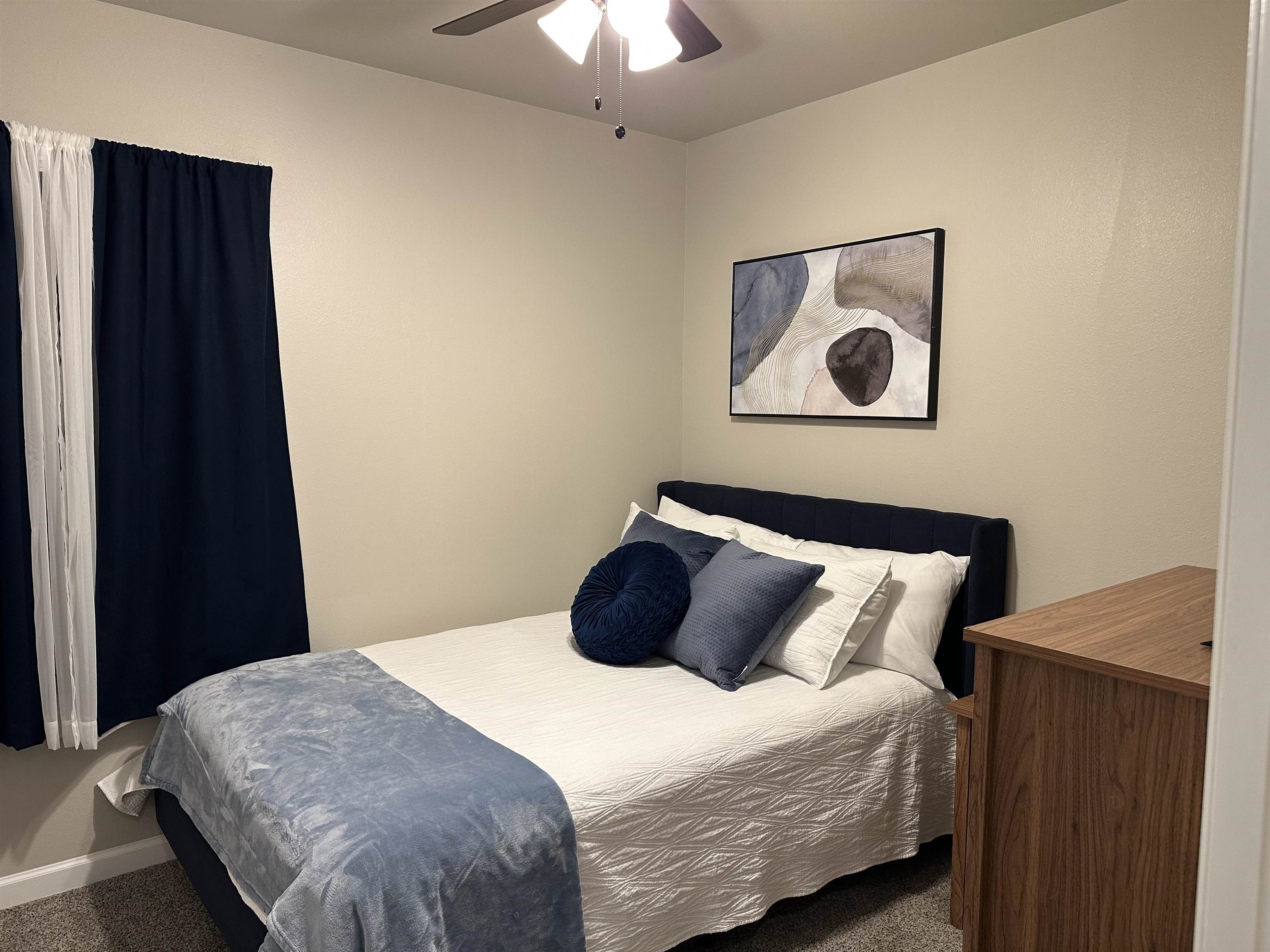 Image 6 of 10 For 111 Rockwell