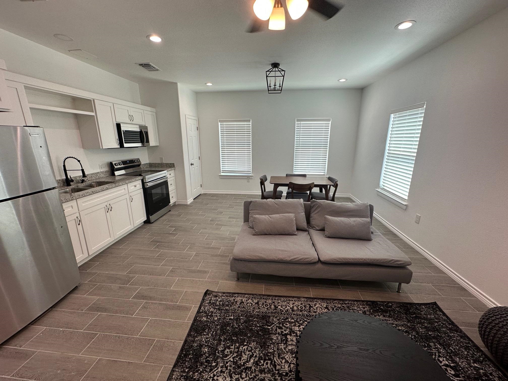 Image 2 of 46 For 167 Miers