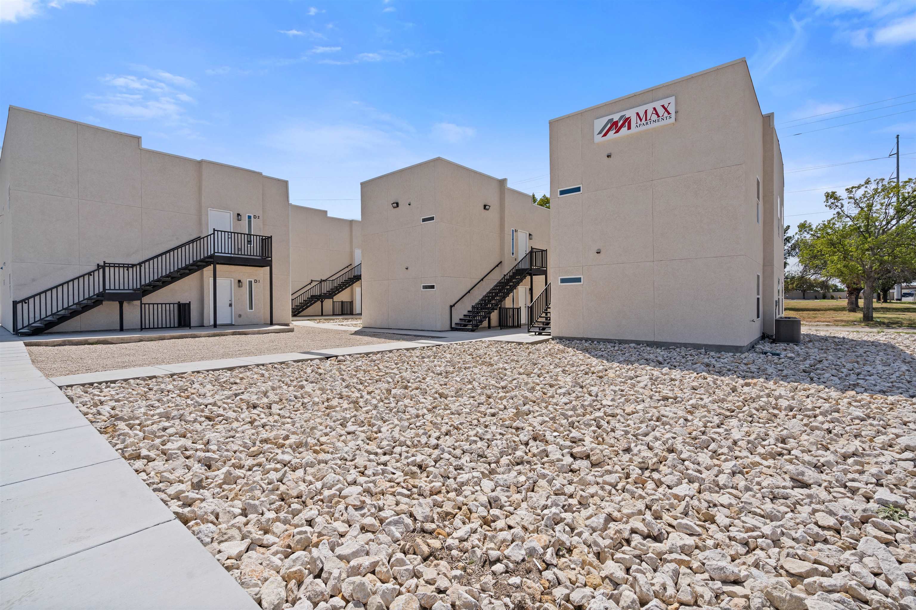 Image 21 of 46 For 167 Miers