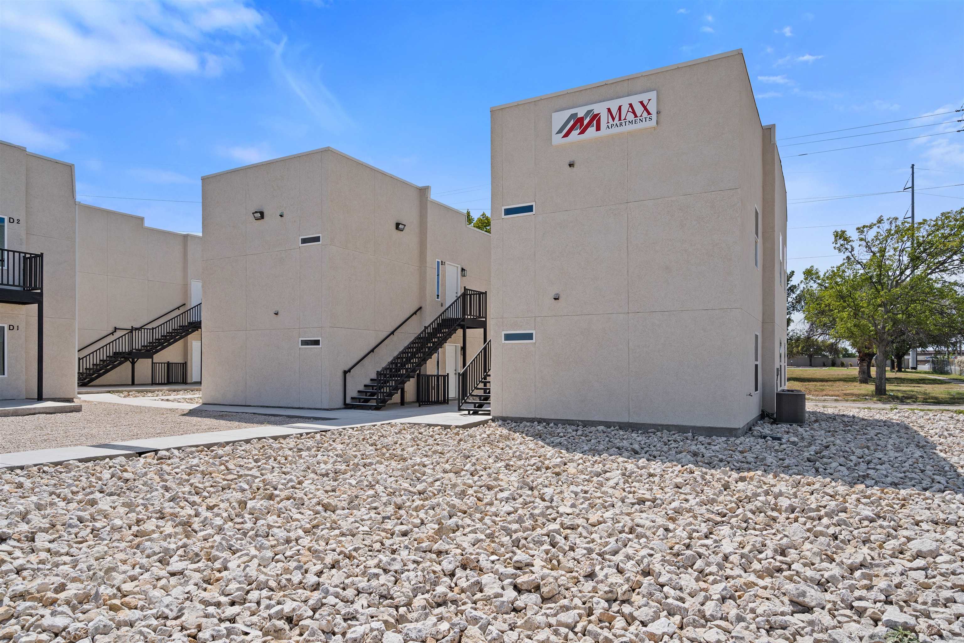 Image 22 of 46 For 167 Miers