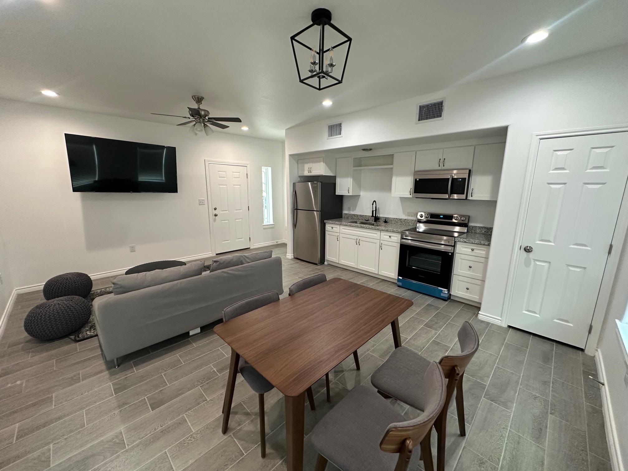 Image 3 of 46 For 167 Miers