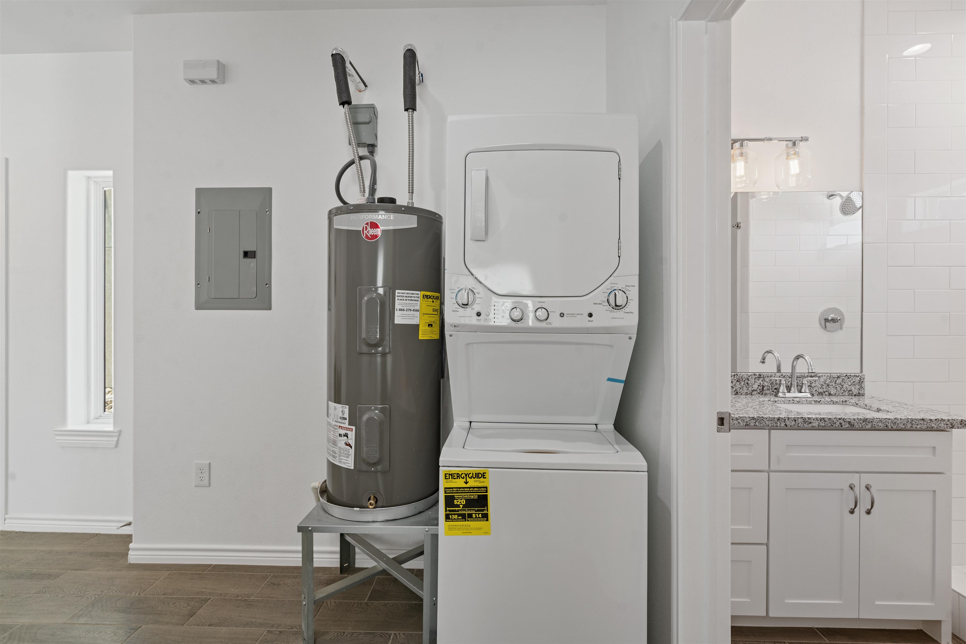 Image 38 of 46 For 167 Miers