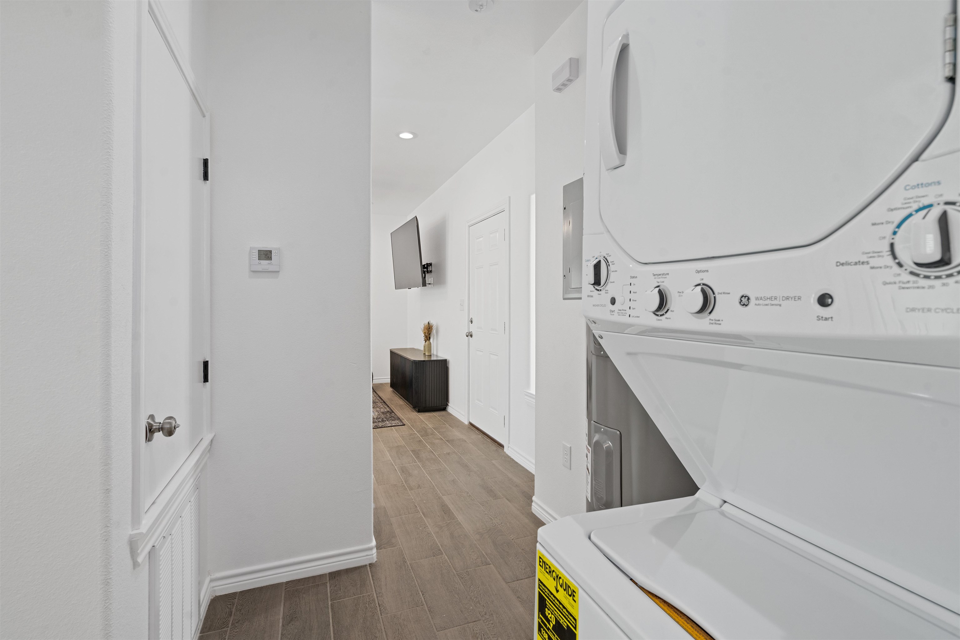 Image 39 of 46 For 167 Miers