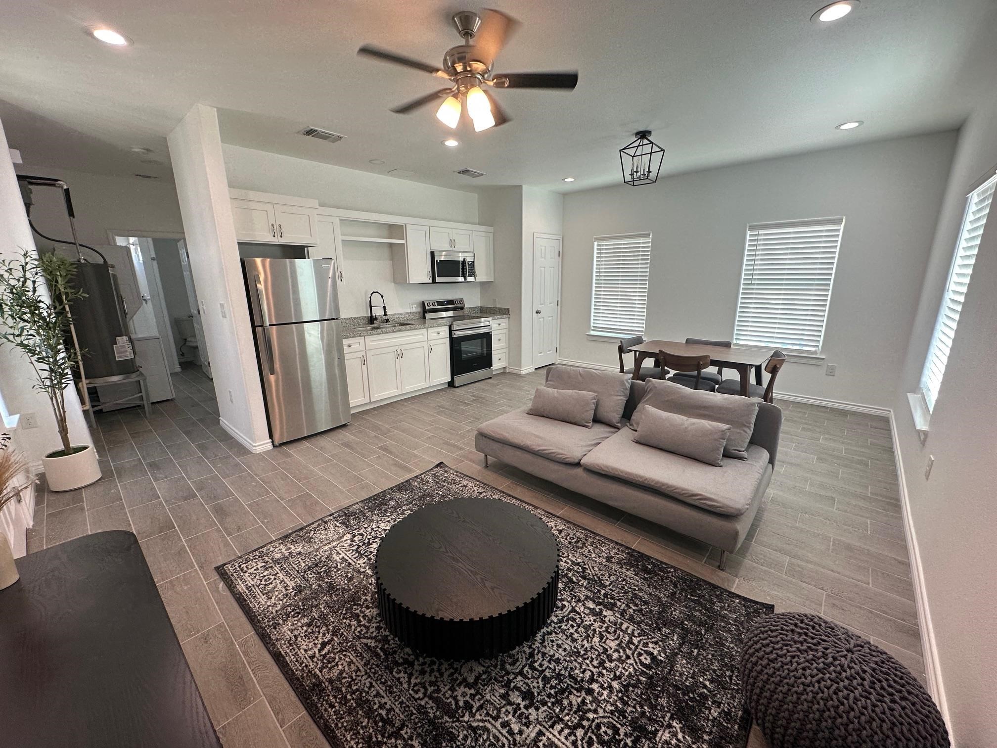 Image 4 of 46 For 167 Miers