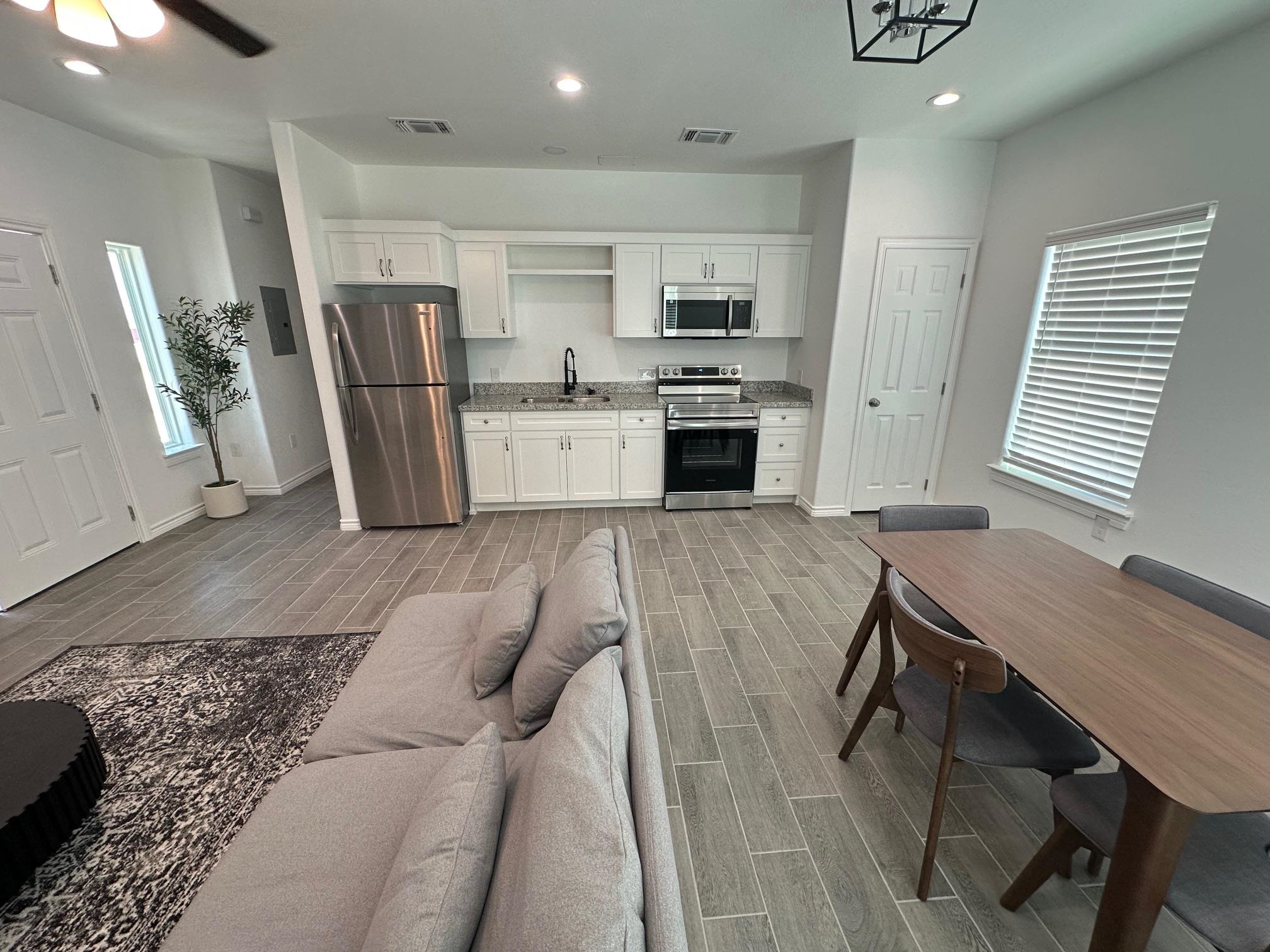 Image 5 of 46 For 167 Miers