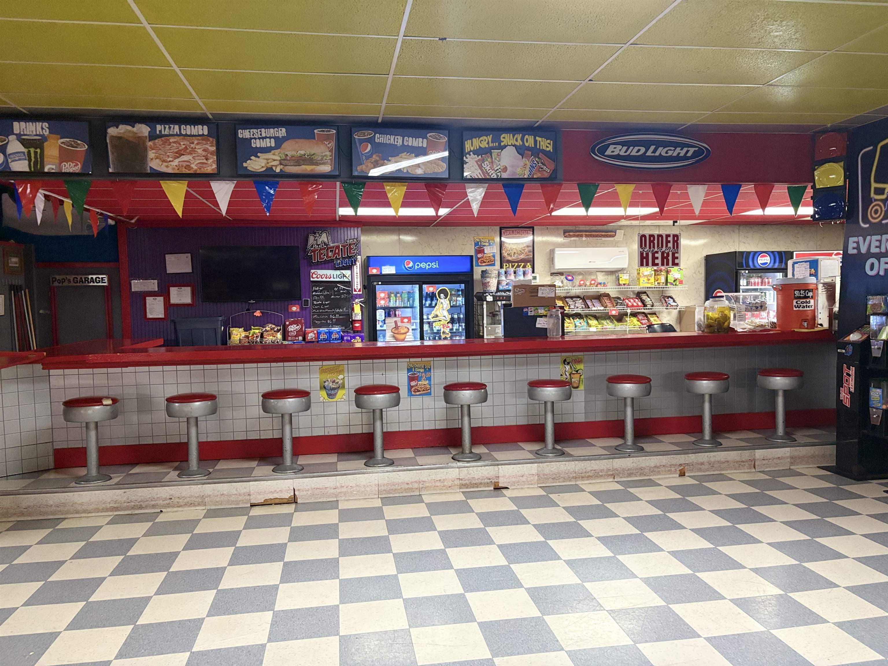 Image 13 of 24 For 301 Margaret