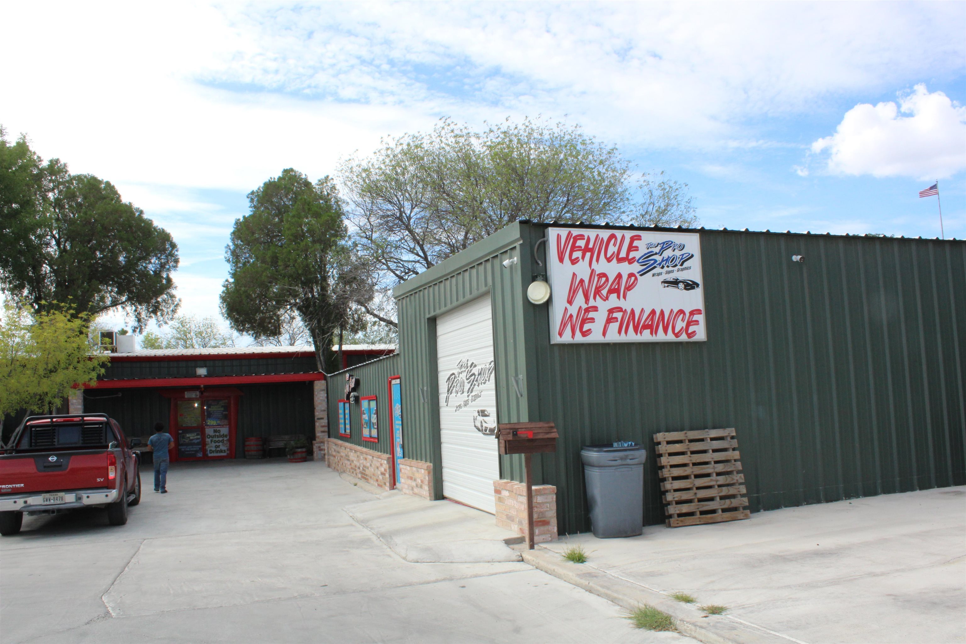 Image 6 of 24 For 301 Margaret