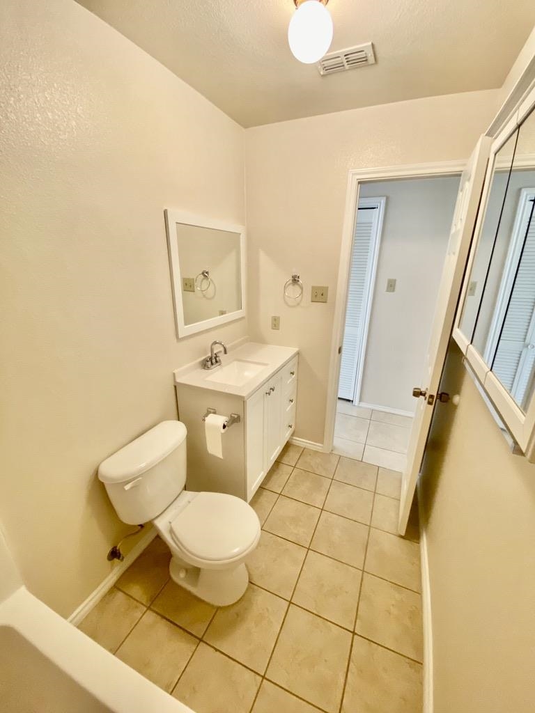 Image 14 of 14 For 100 Ramon Cardenas