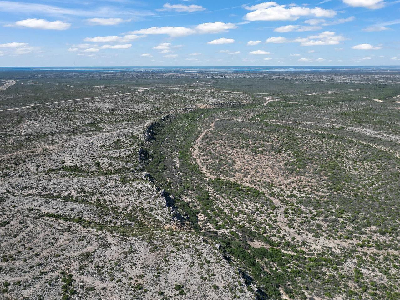 Image 13 of 50 For 1290 Acres Hwy 90 W