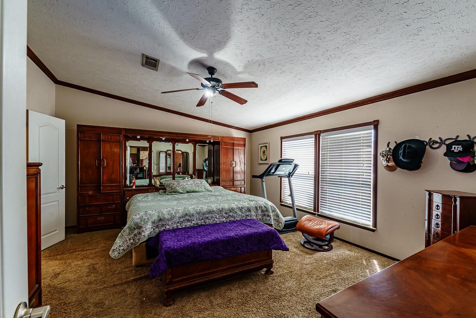 Image 39 of 50 For 9087 Us Highway 90 W