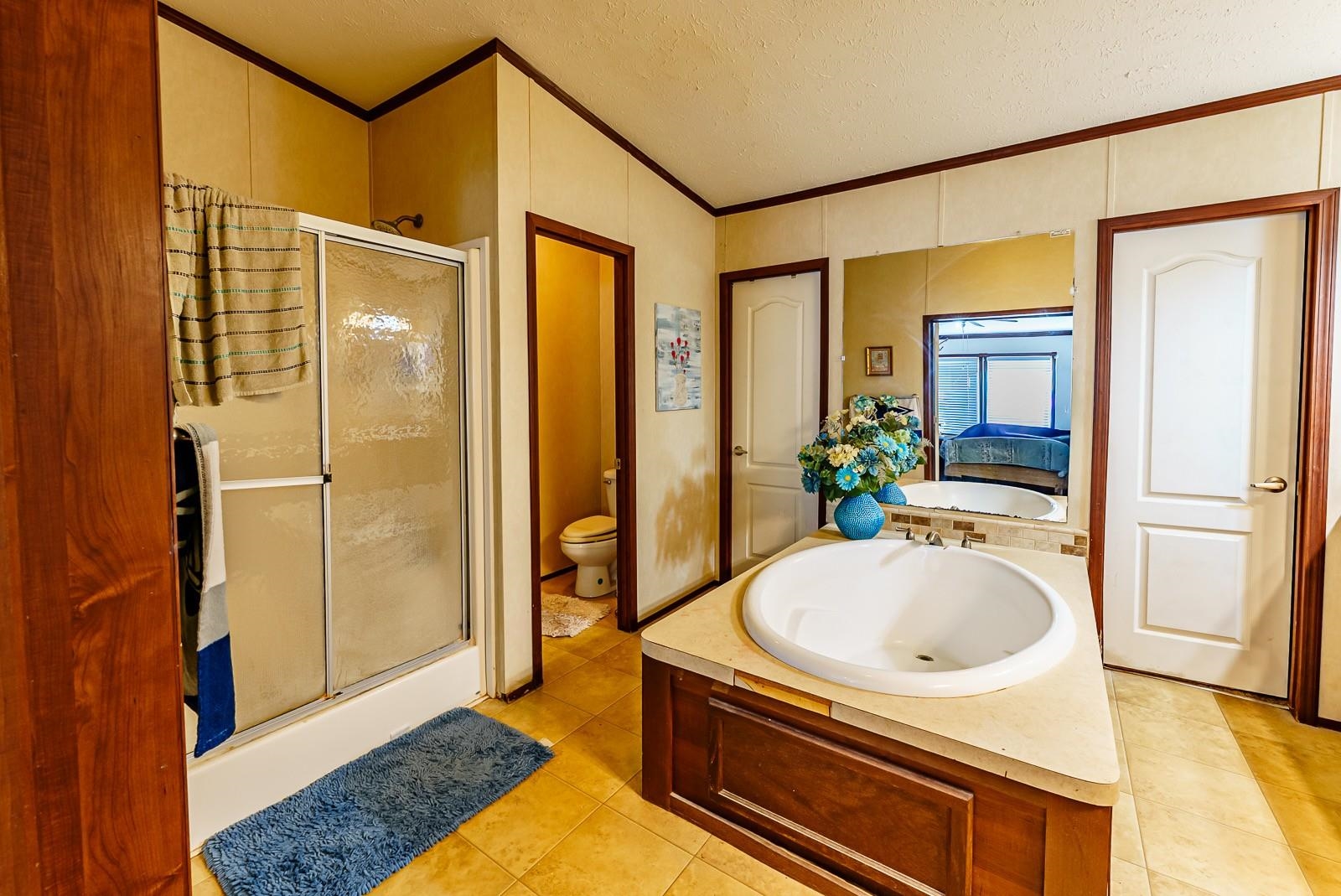 Image 40 of 50 For 9087 Us Highway 90 W