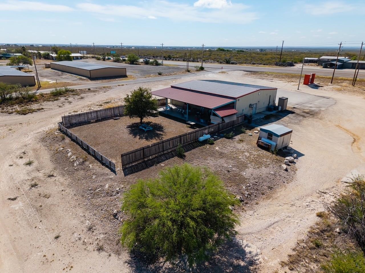 Image 6 of 50 For 9087 Us Highway 90 W