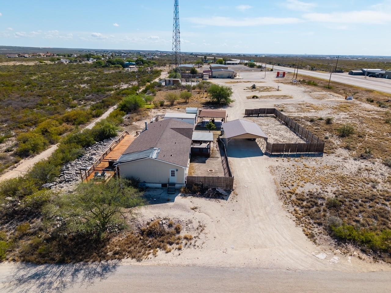 Image 9 of 50 For 9087 Us Highway 90 W