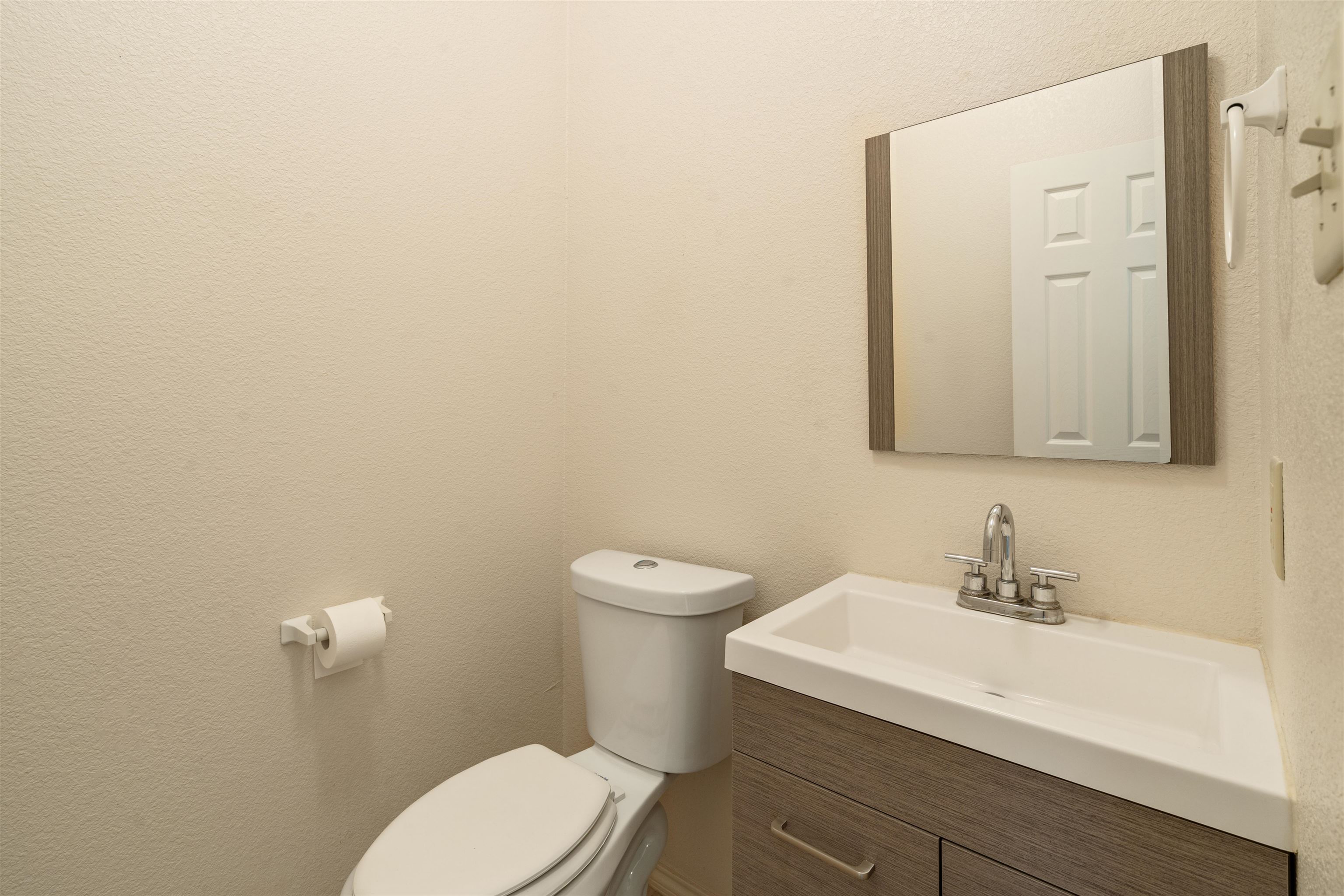 Image 16 of 26 For 113 Ramon Cardenas