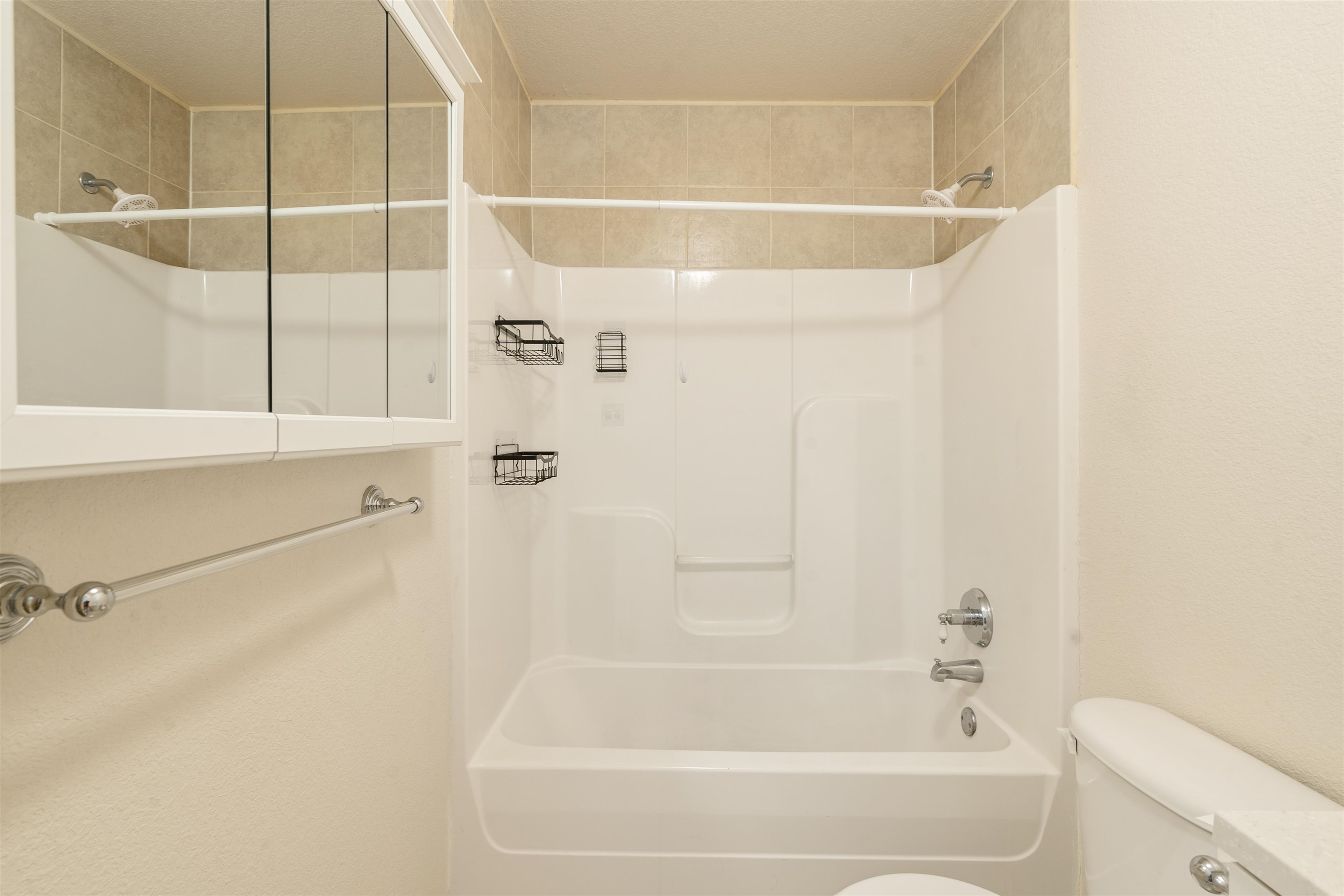 Image 20 of 26 For 113 Ramon Cardenas