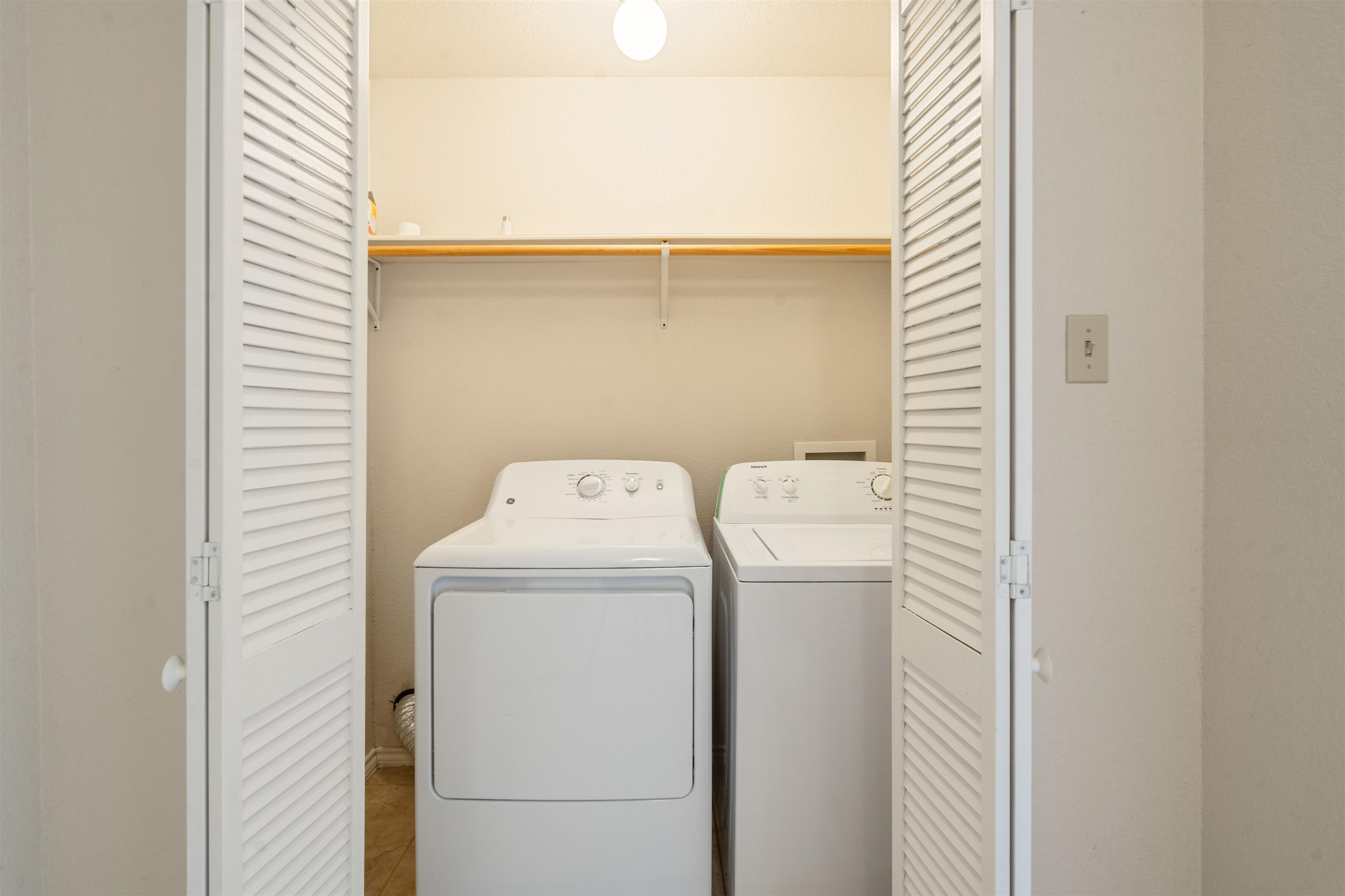 Image 24 of 26 For 113 Ramon Cardenas