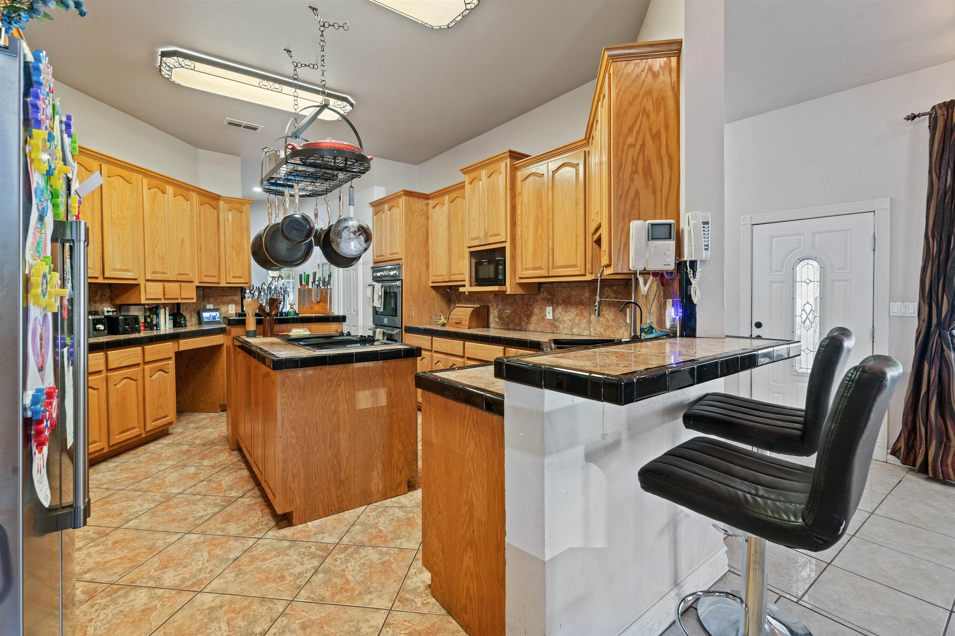 Image 10 of 47 For 111 Rincon