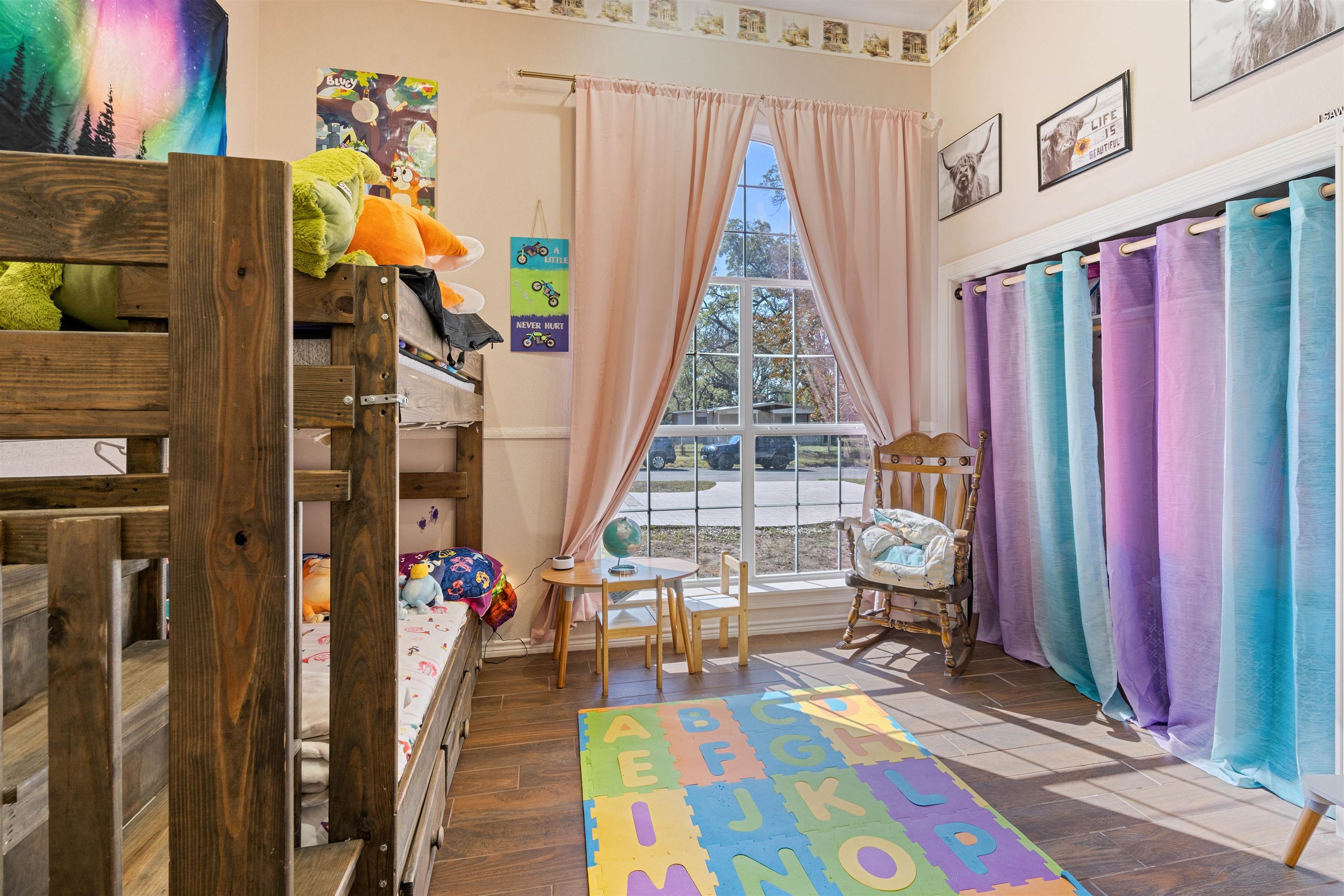 Image 30 of 47 For 111 Rincon